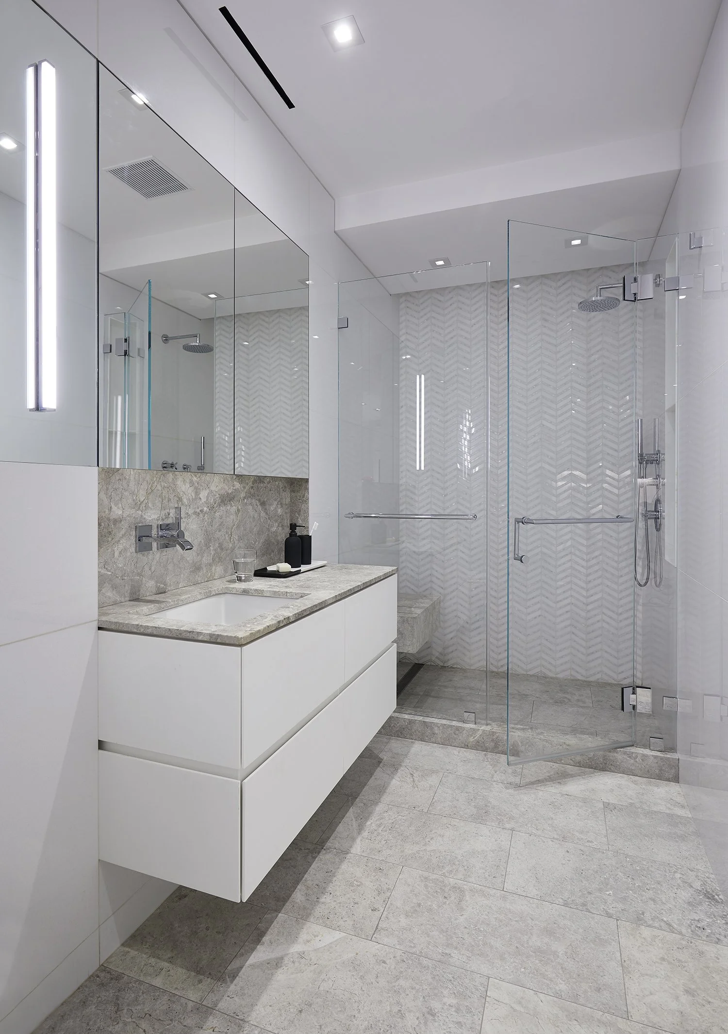 powder_bathroom_008.jpg