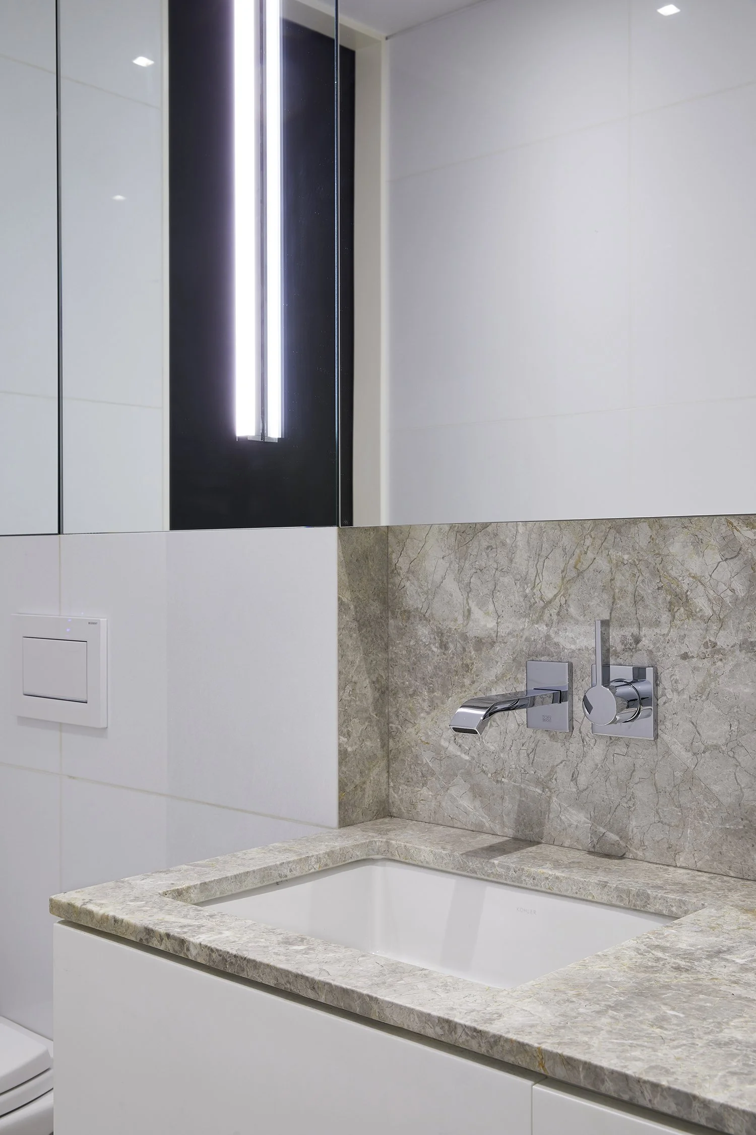 powder_bathroom_detail_020.jpg