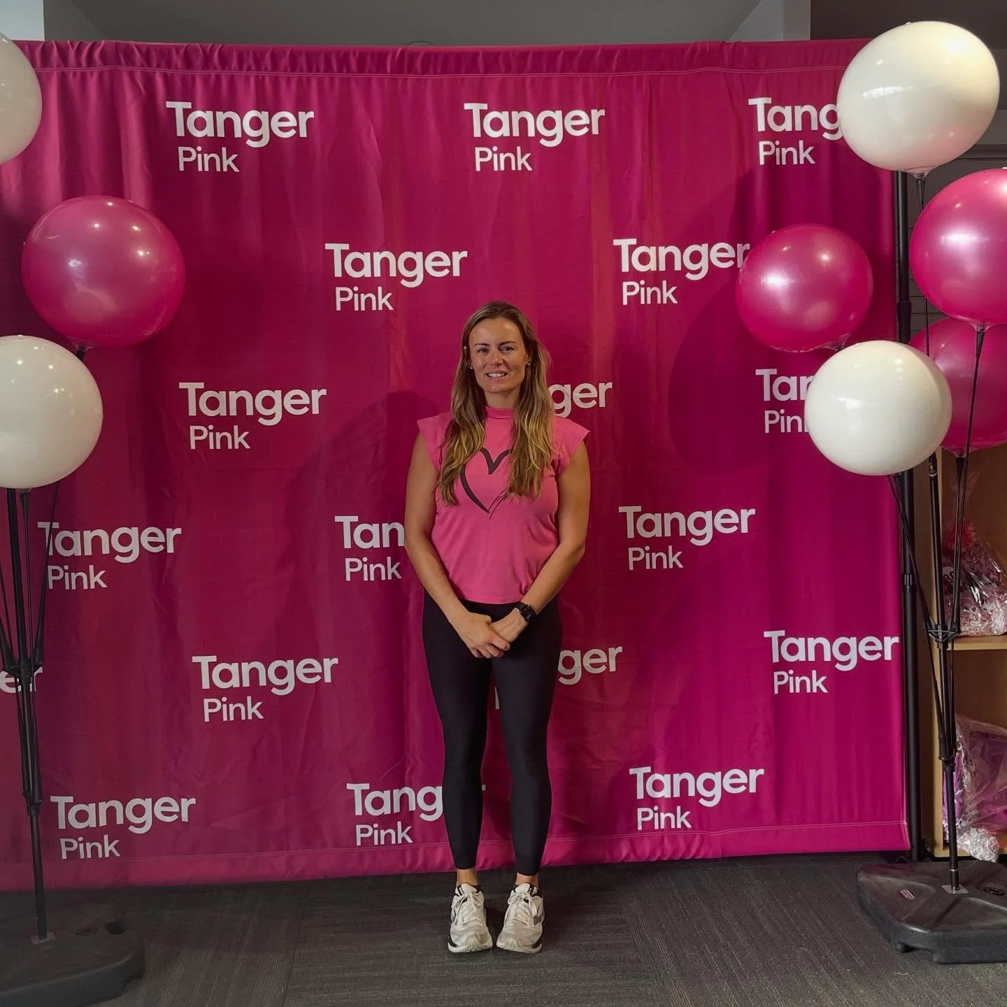 Honored to lead the warm up for the North Fork Breast Health Coalition 5K Walk @tangeroutletsriverhead What a beautiful event! 💖