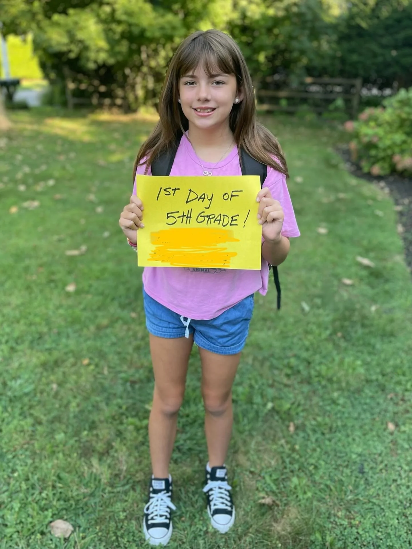 Peace out 5th Grade✌️

Another school year down 📚

Each year seems to go faster than the last 💨

❤️