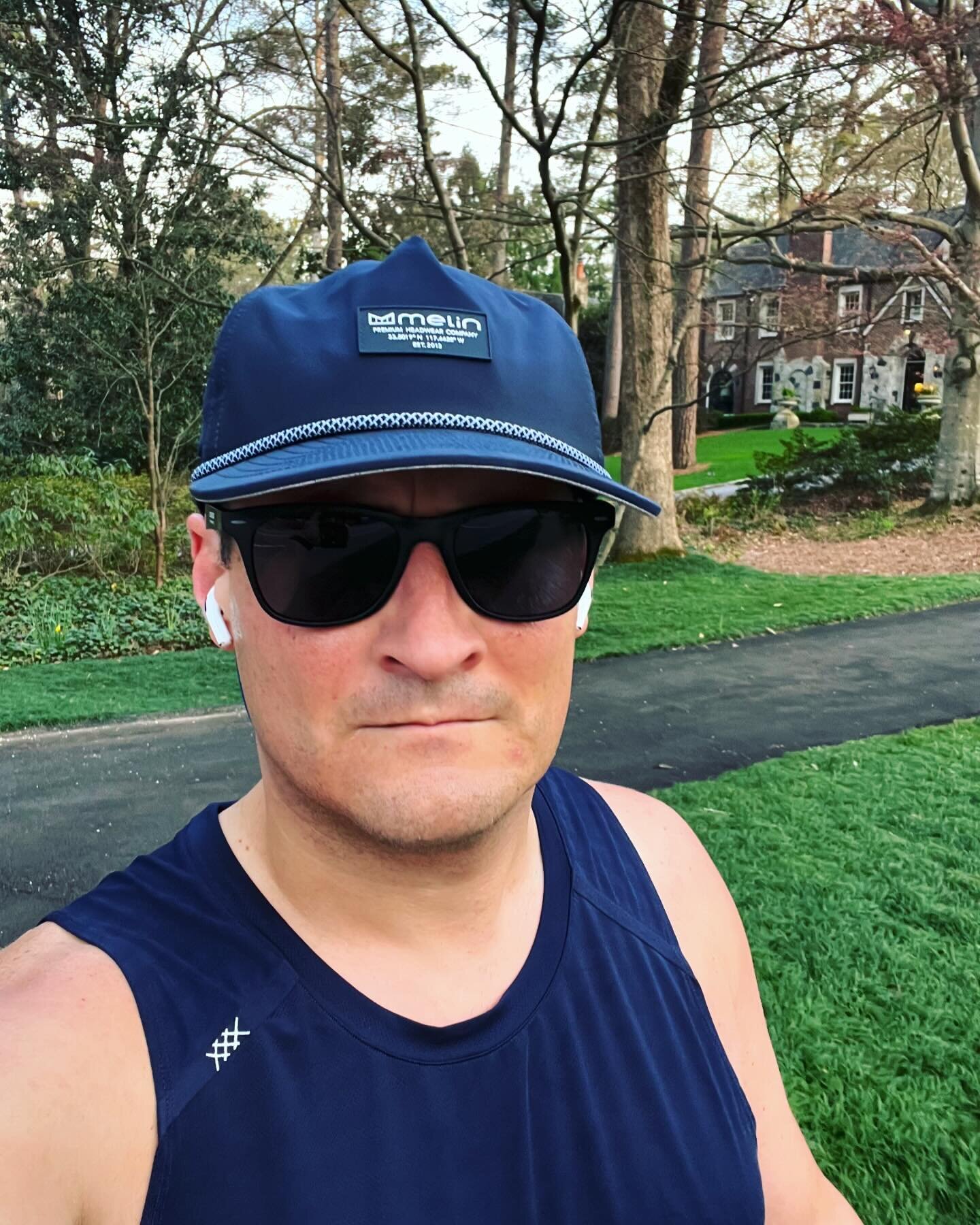 @runningsuckstc finally busted out the tank top yesterday. Got a #5milerun in on my way to @whitehall_tavern. Glad I got that run in because today&rsquo;s weather is not so great.  I&rsquo;m hoping to get some miles in this weekend to catch up to @go