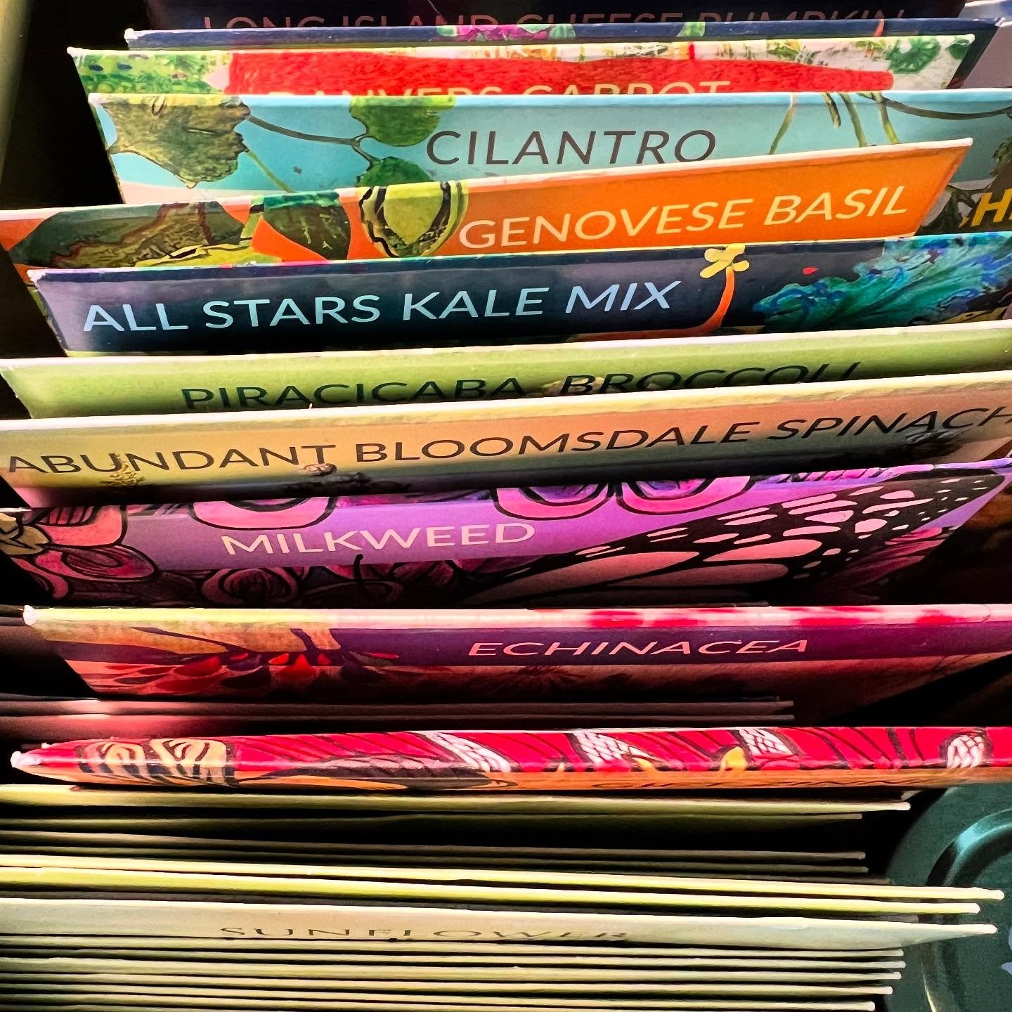 It&rsquo;s that time of year&hellip; seeds starters in the house!

#hudsonvalleyseedcompany @raincarverstudios #seedstarting