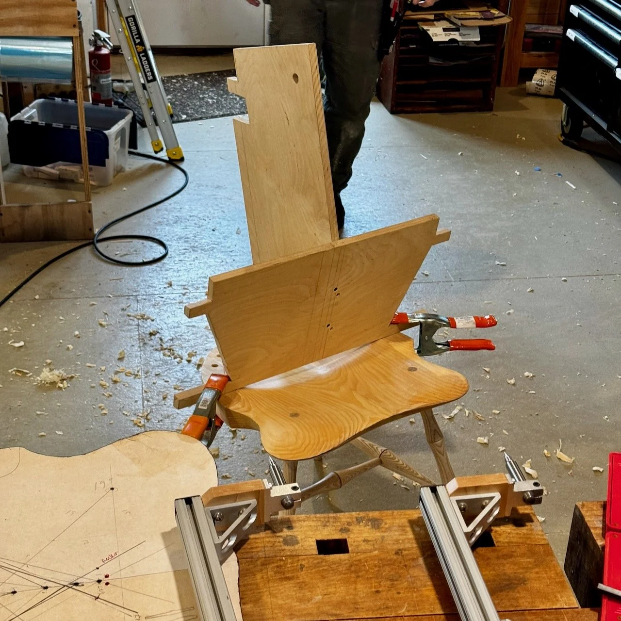 Fixture for holding the arm bow during drilling