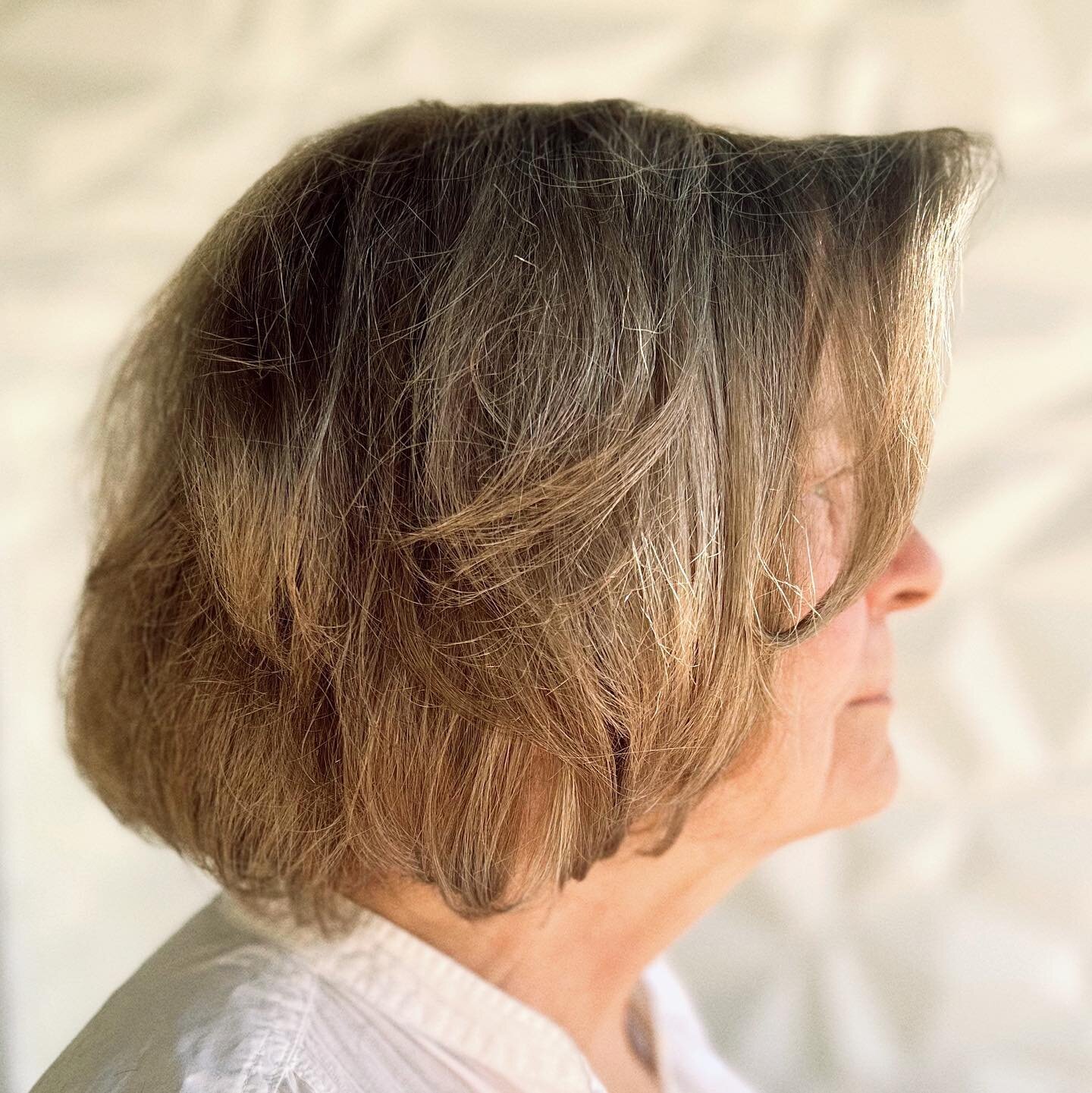 New year, new style ✨
By our stylist Tina
.
.
.
#hairsalonboston #bostonhair #newenglandstylist #shorthair #bestsalonsboston #lexingtonma #bestoflexington #bestofboston