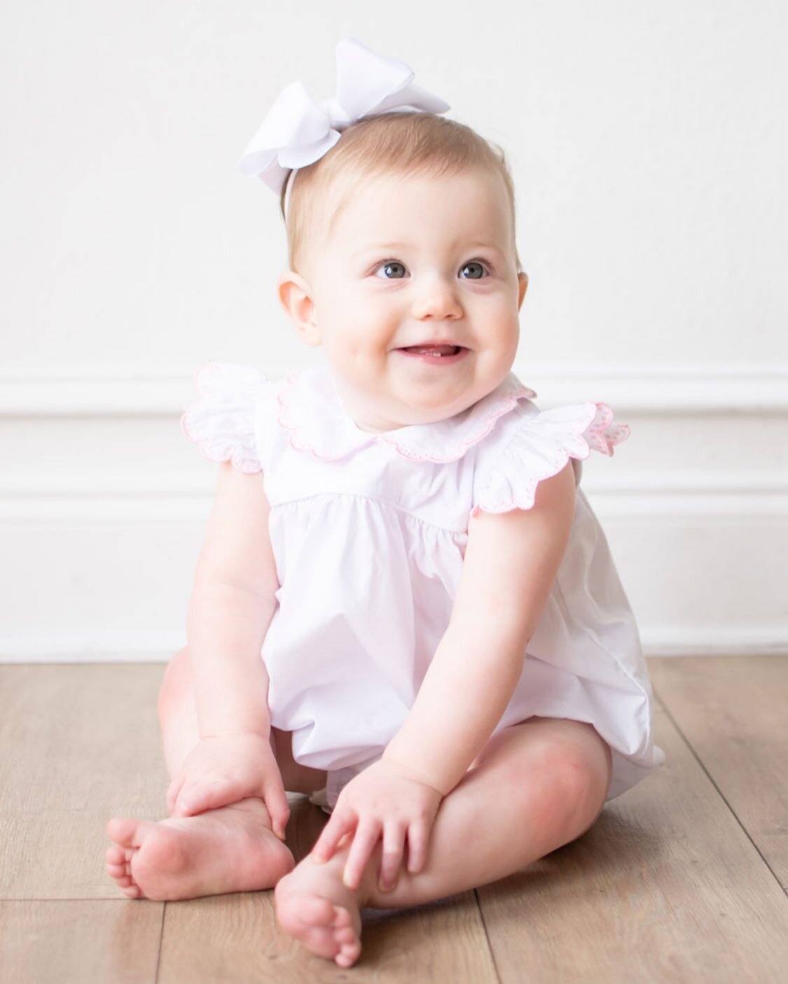 🥰 Just the sweetest little smile for this one year old! Tons of first birthday sessions this month!! So many sweet littles to celebrate!

#dallasfamilyphotographer #dallas