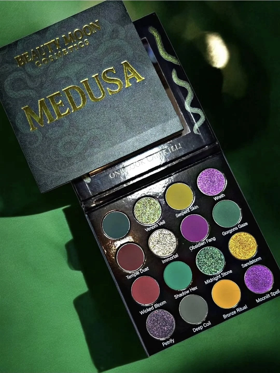 Medusa Eyeshadow palette