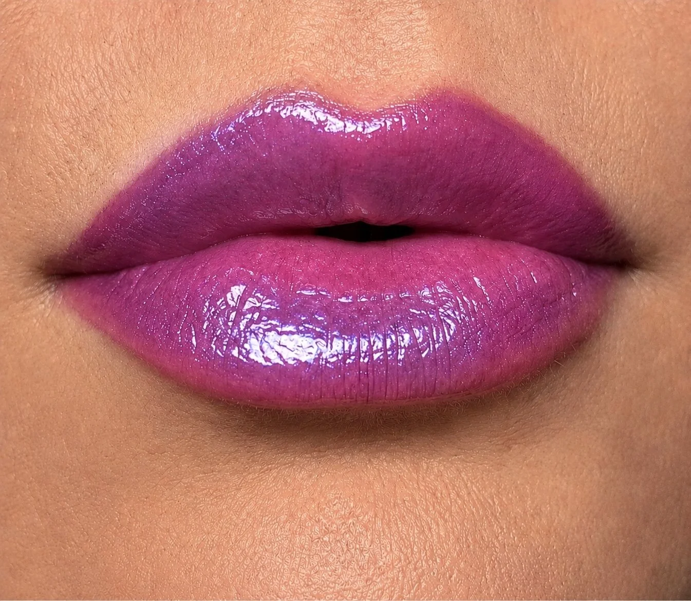 Unveiled Funky gloss