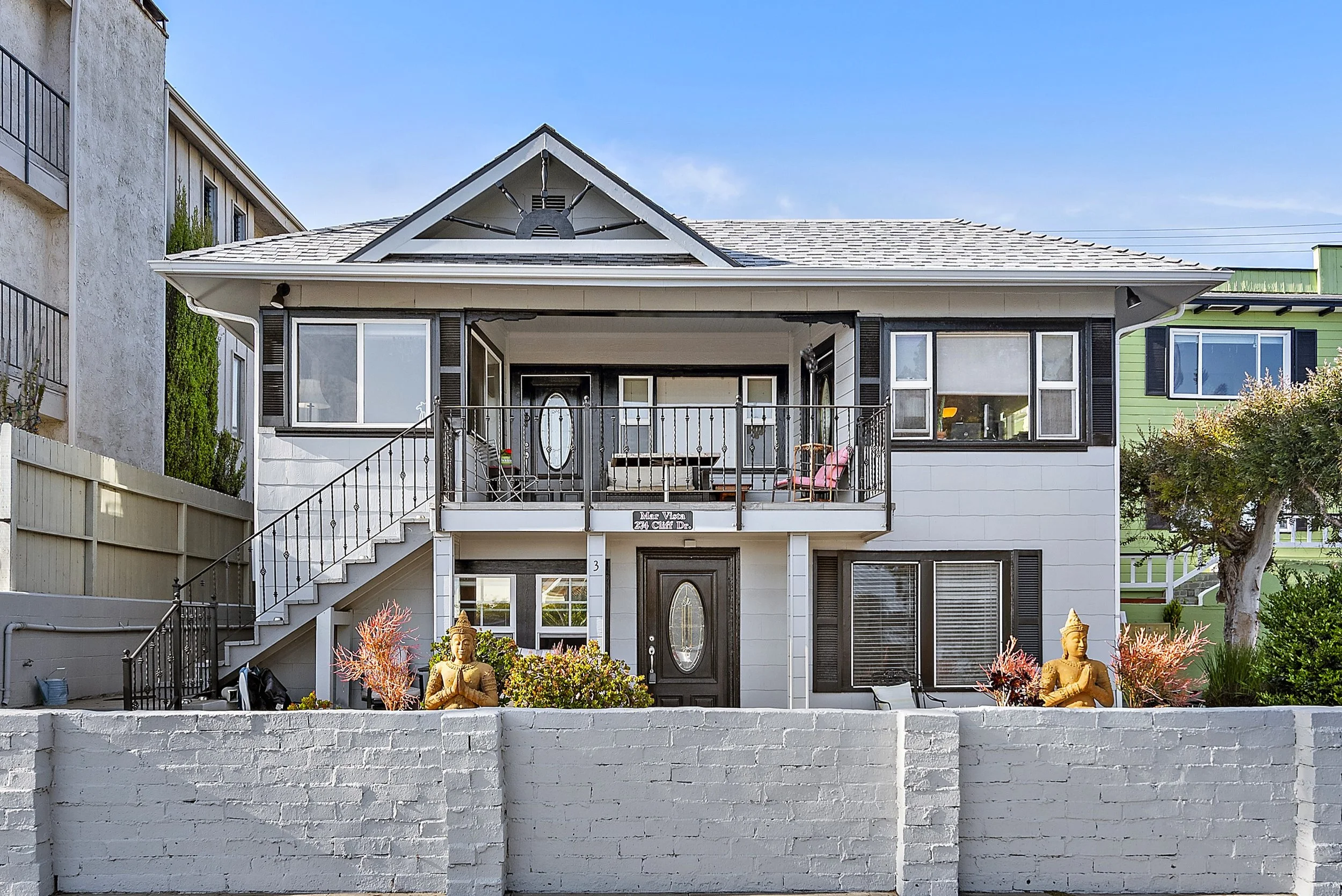 274 Cliff | Explore Your Next Home - Schedule a Tour — Main Beach Realty