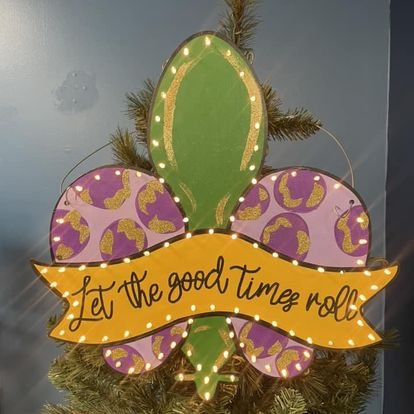 Mardi Gras tree I decorated today for - Designs by Dunbar