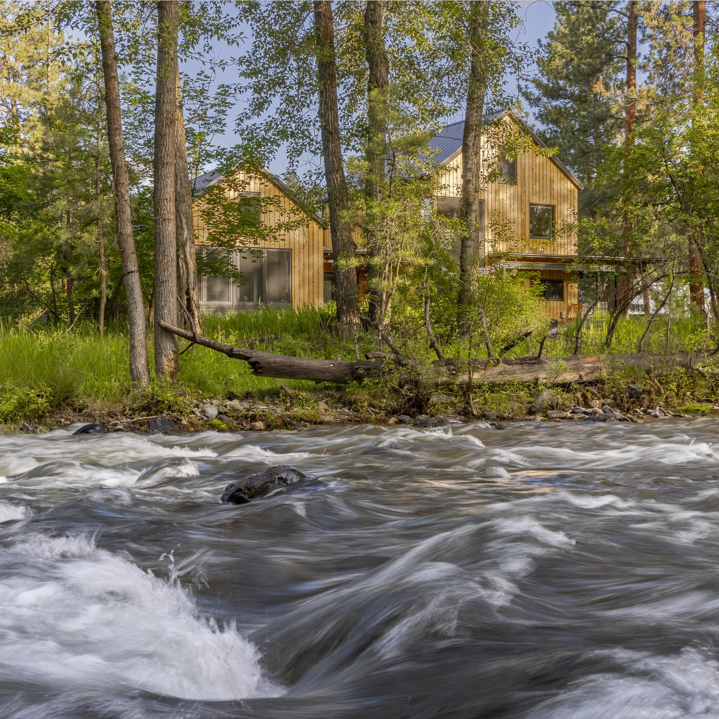 High-end architectural photography of modern residential exterior. Missoula, Montana