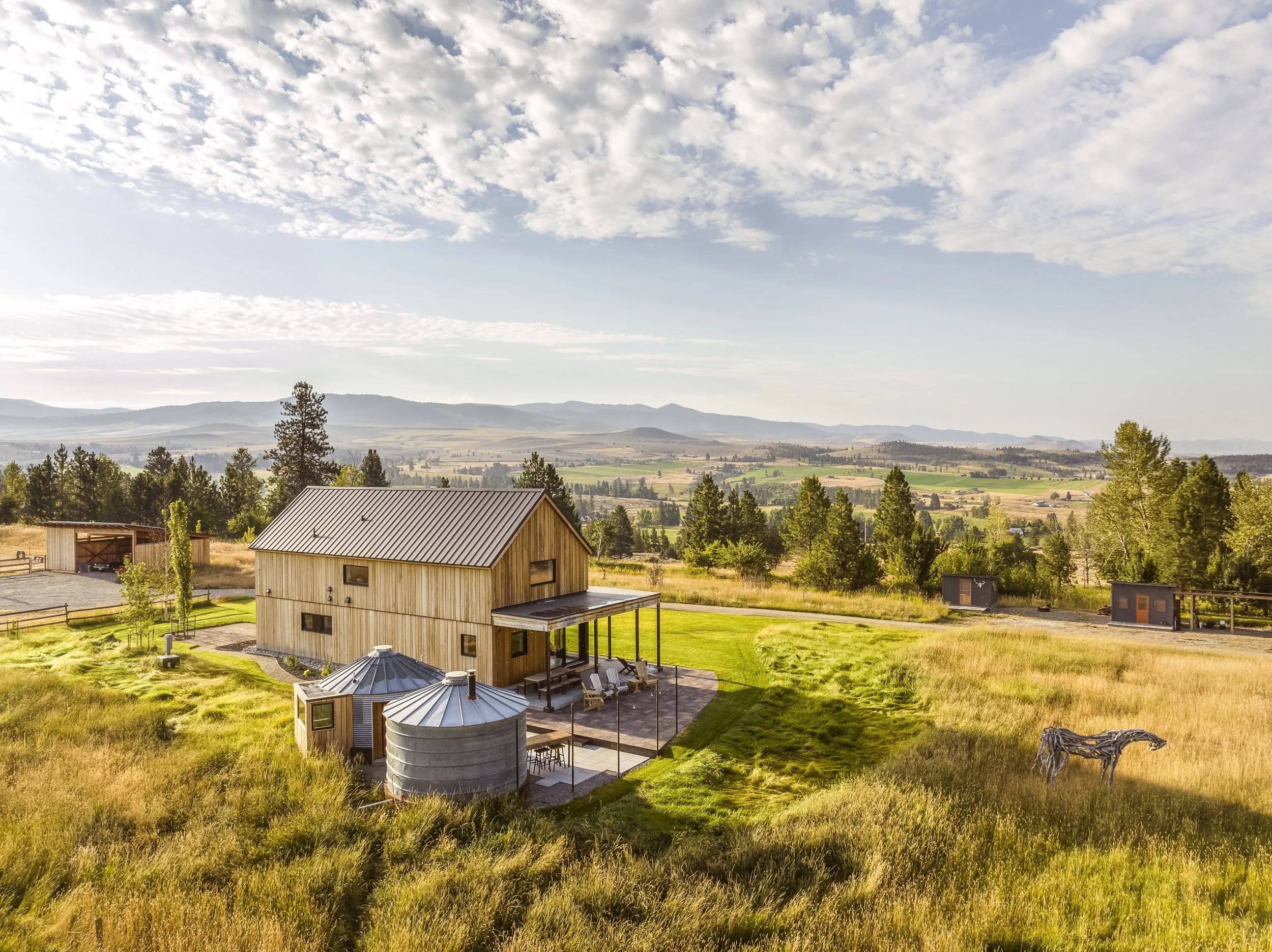 High-end architectural photography of modern residential exterior. Bitterroot Valley, Montana