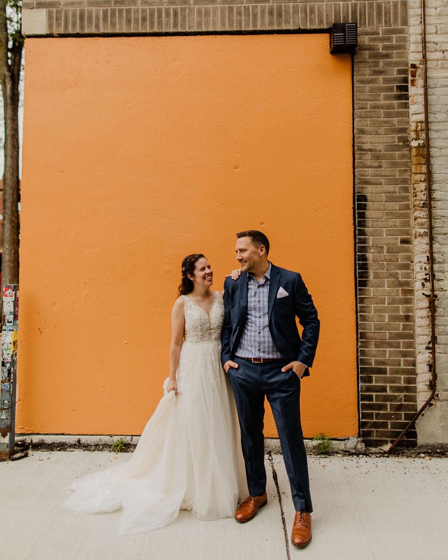 2021 was a year of unique ceremonies + locations. The shift to smaller weddings has been quite the delight and allows for a more personal experience in the documenting process. 

Roxy + Joe planned a small gathering at their new home in Milwaukee and