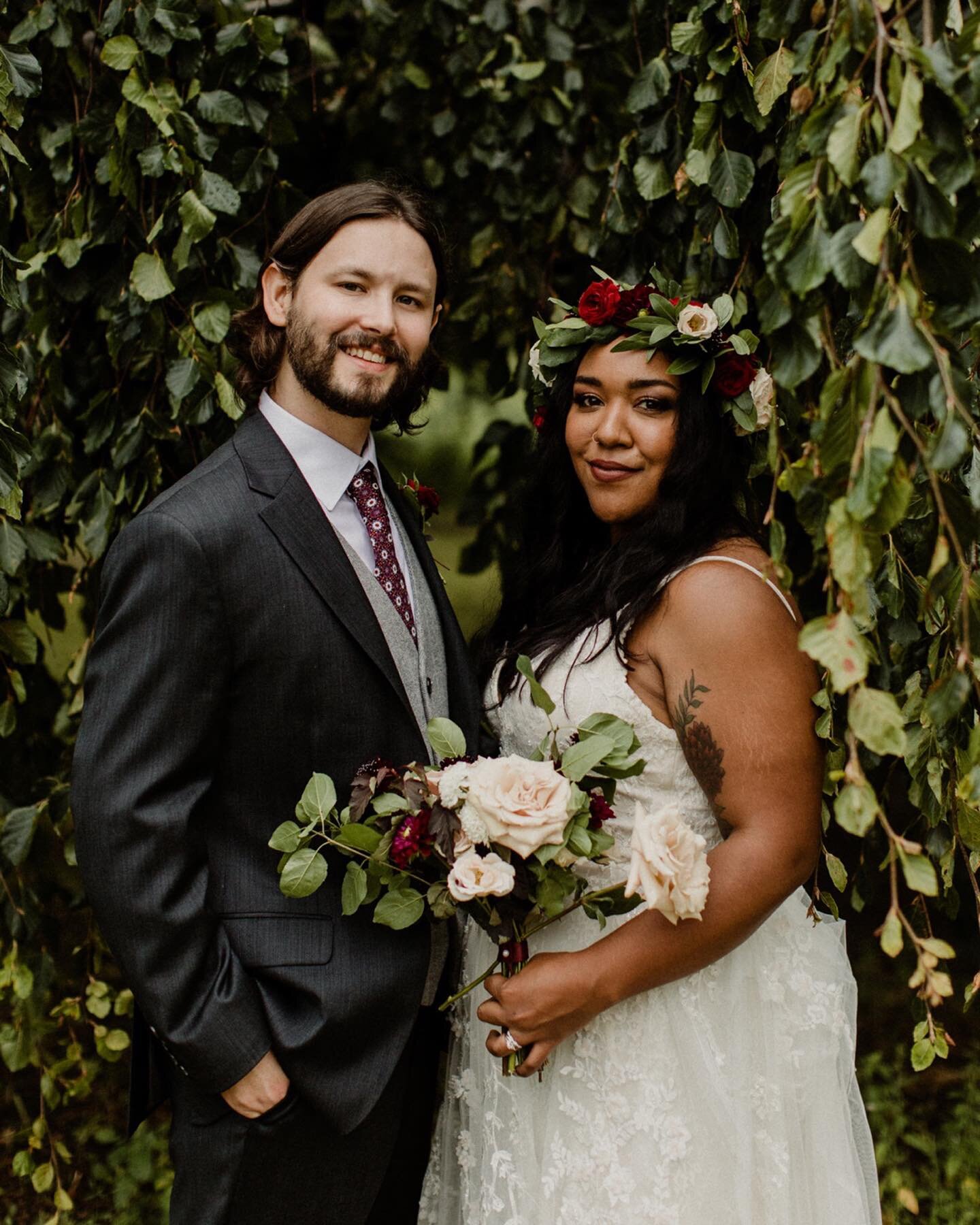 Hailey + Ron were thrown a few curveballs when planning their wedding - originally in 2020, they rescheduled to summer of 2021 and went from large venue to an intimate wedding at home. They opted to transform their new/old home into their venue and I