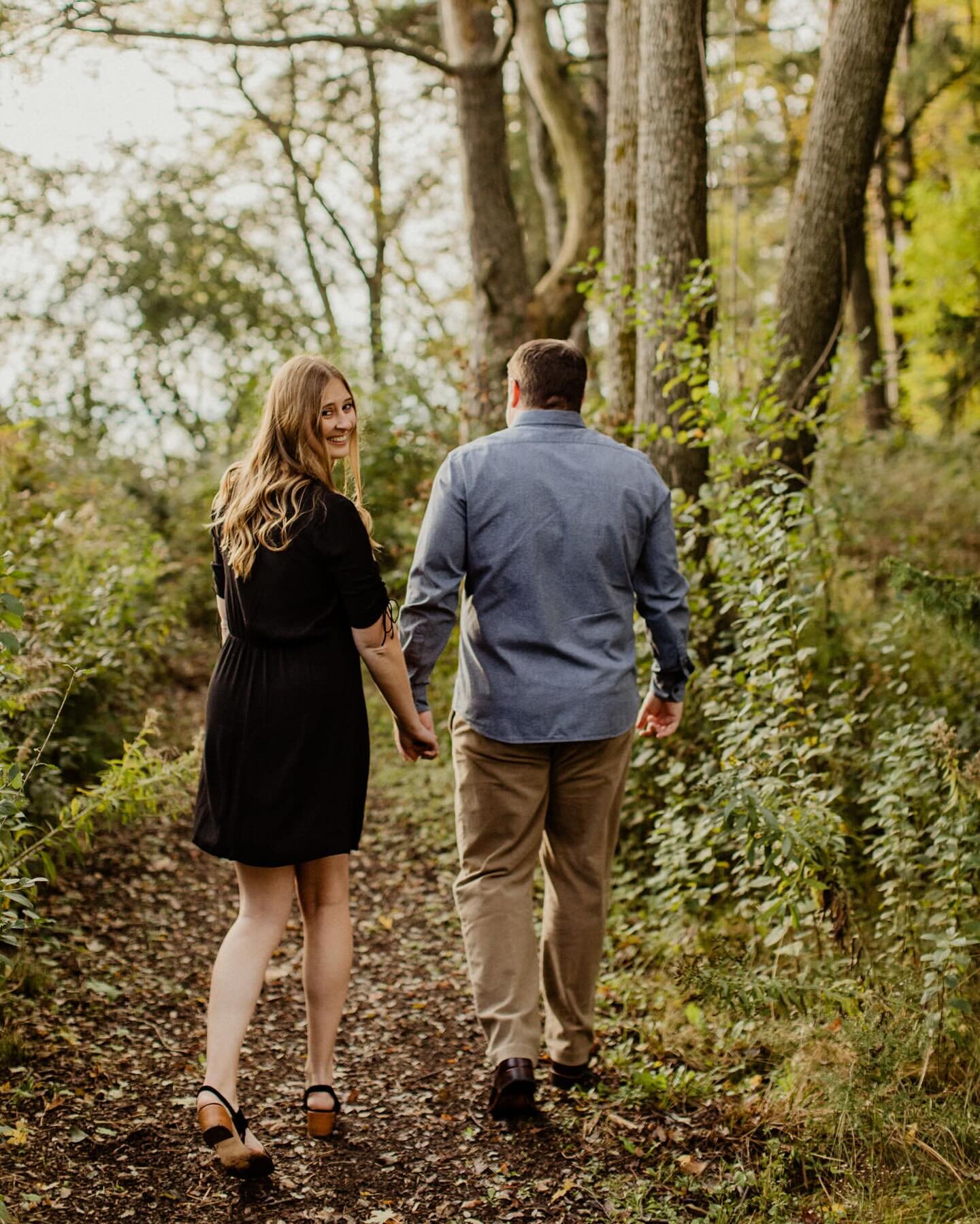 &ldquo;Gina, we need help with posing, will you give us direction?&rdquo;

💯Of course. I&rsquo;d never expect you to know what to do. I&rsquo;ve got a flow and it goes a little something like this:
&ldquo;Hold hands. Look at me. Look at each other. 