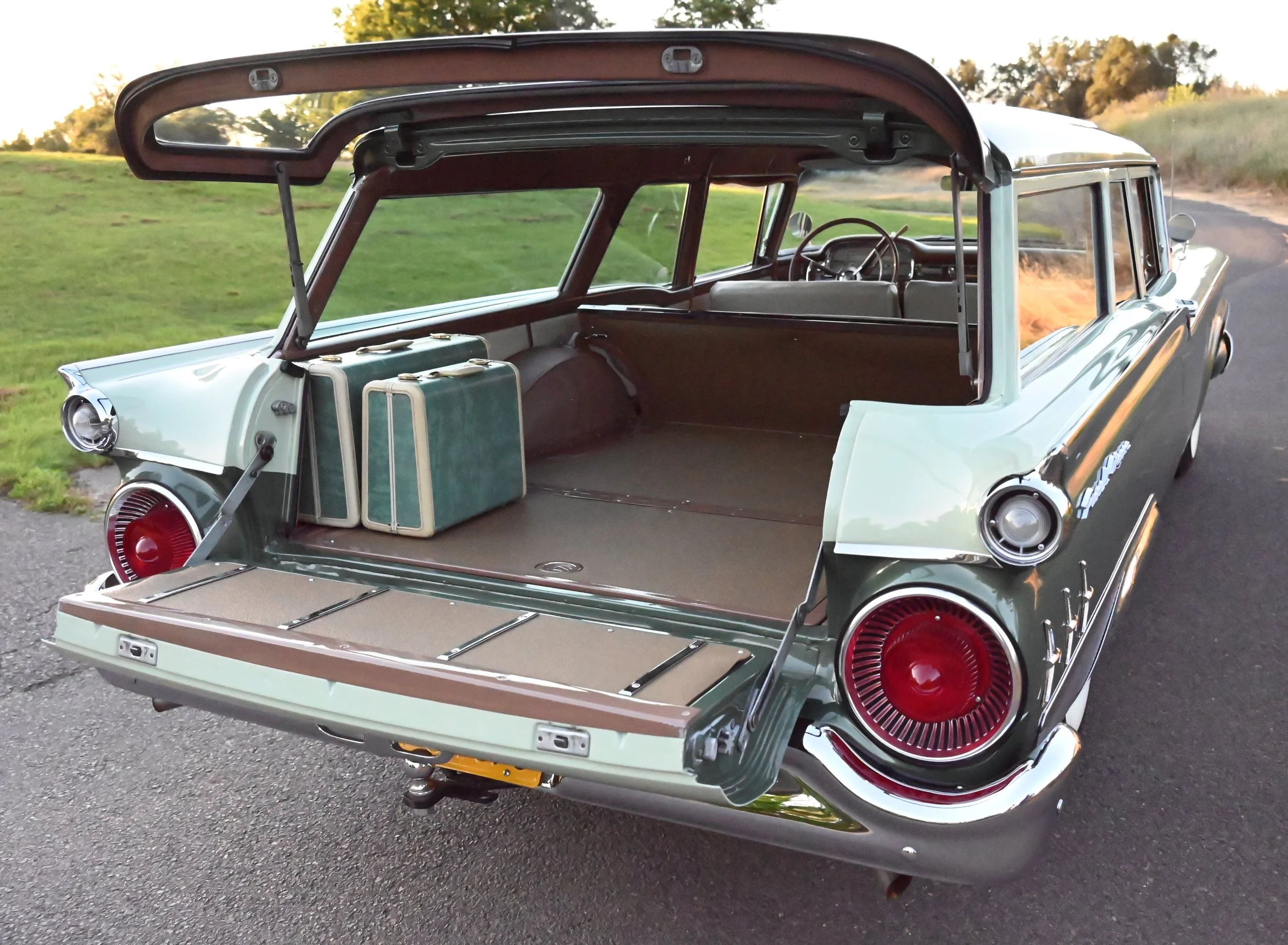 Wagon 4.jpg