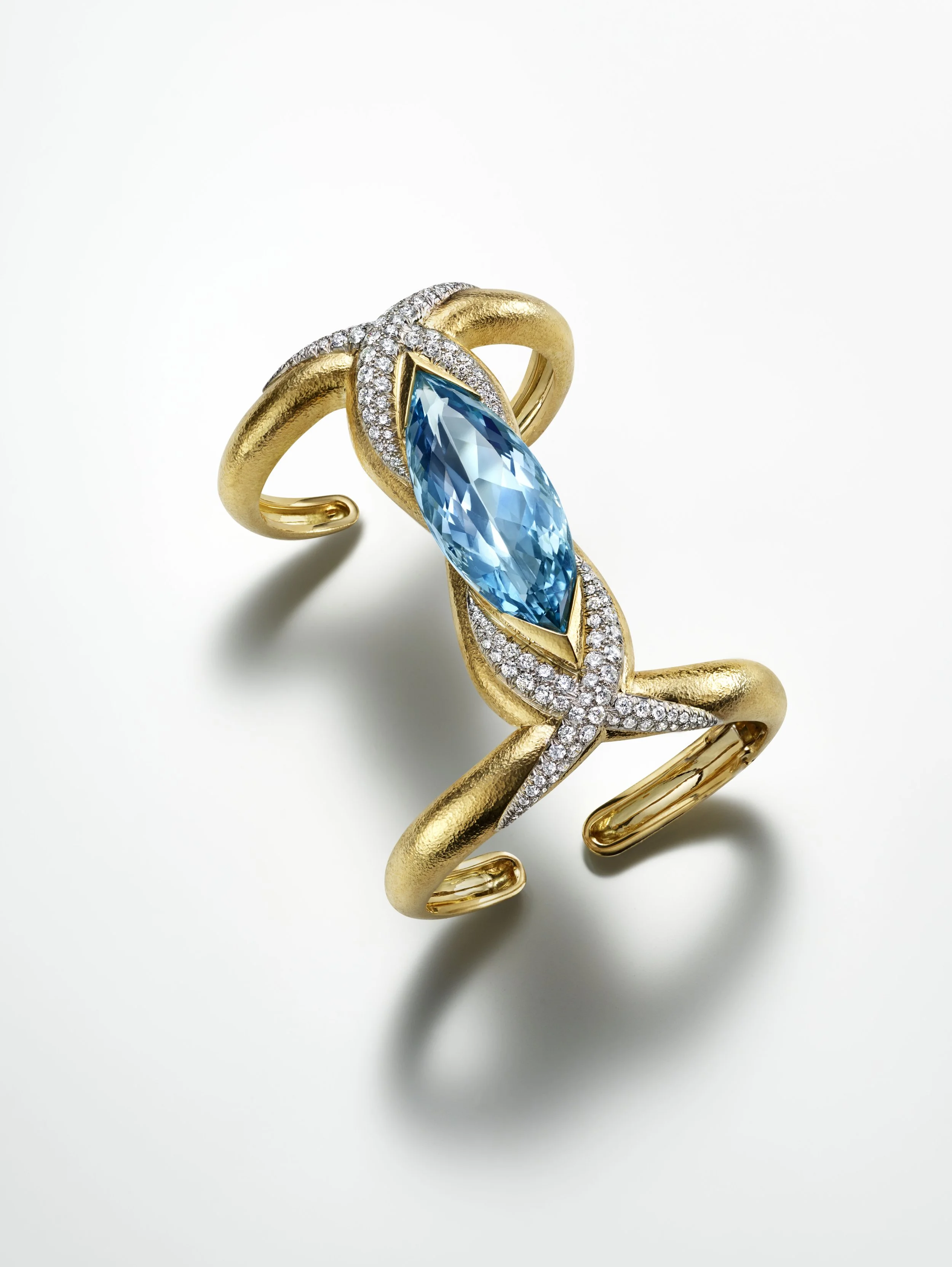 18-01 1239-17D dgn david webb blue stone ring_RGB copy.jpg