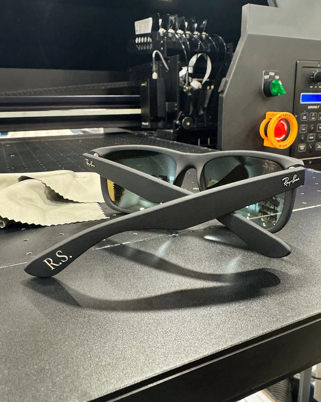 Custom shades 😎✨ We laser engraved a pair of Rayban glasses as a gift, and we loved it!

If you could engrave anything on your sunglasses, what would it be? 😎

 #crescentstamp #crescentstampandengraving #engraving #weddinggift #customgift #customgi