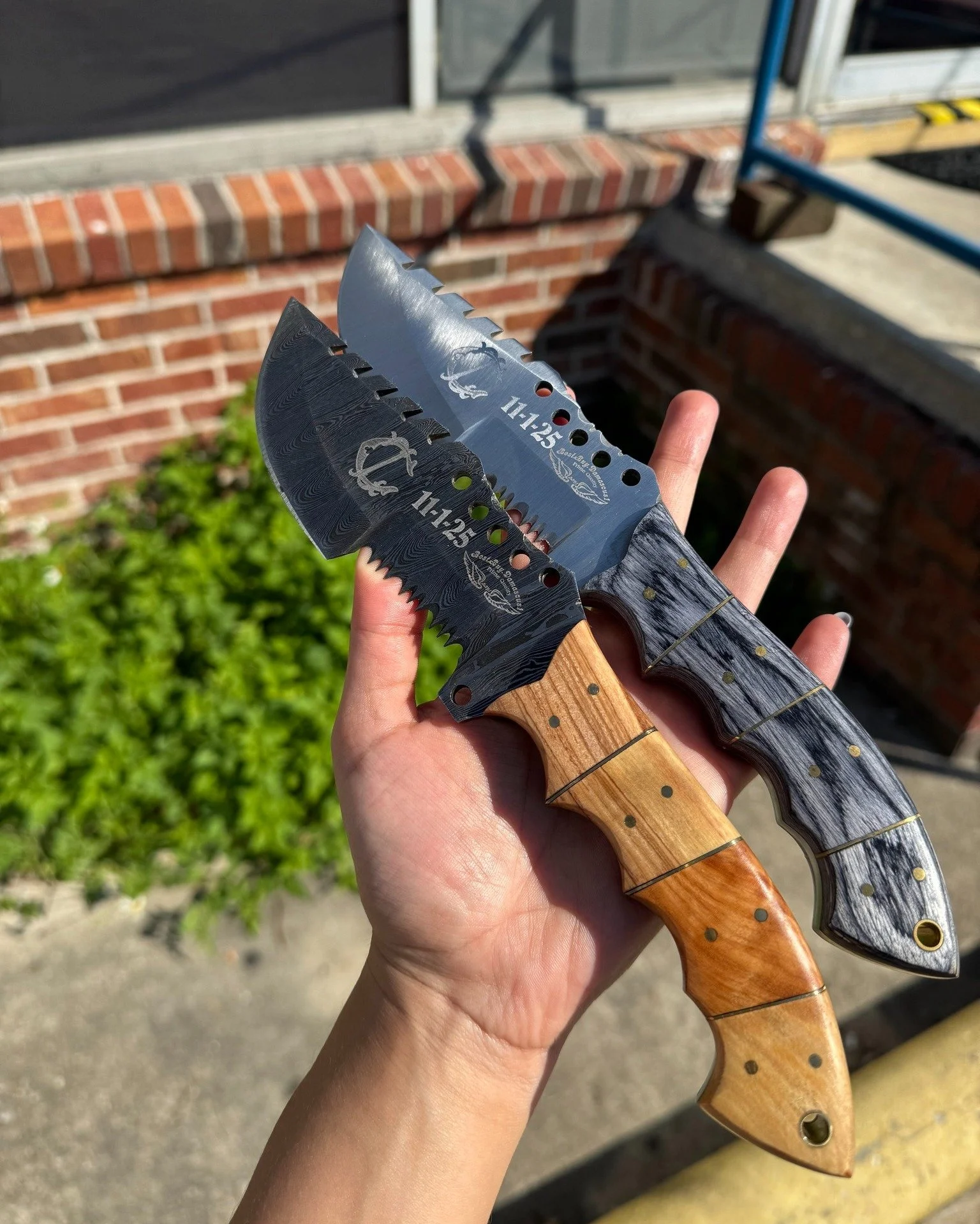 Wedding gifts from the father 🩷 We engraved beautiful damascus and stainless steel knives. 

📍1005 Central Ave, Metairie, LA 70001
📞(504) 467-7878
⏰We are open Monday through Thursday 9-5 PM and 9-5 on Fridays

 #laserengraving #fathersday #father