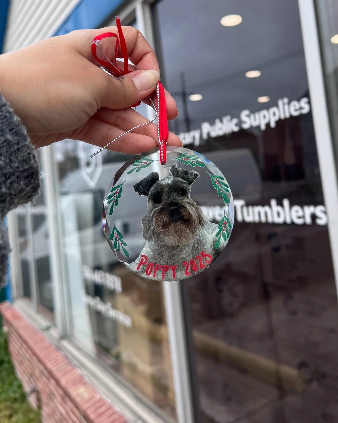 Laaast Christmas, we printed a crystal ornament for Poppy and we loved it 🐶 

📞(504) 467-7878
📧orders@crescentstamp.com
📍1005 Central Ave, Metairie, LA 70001

 #Printing #printing #printingservices #personalizedgift #personalizedgifts #personaliz