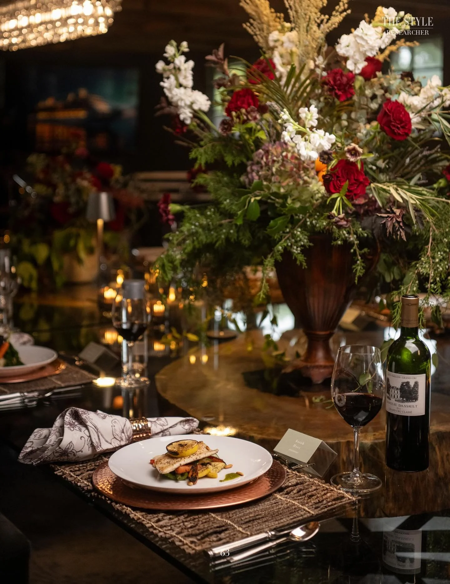 What if your holiday table told stories from around the world? 🌍🎄

The holidays bring together people from different backgrounds, cultures, and traditions. Instead of defaulting to predictable centerpieces and menus, what if every element of your g
