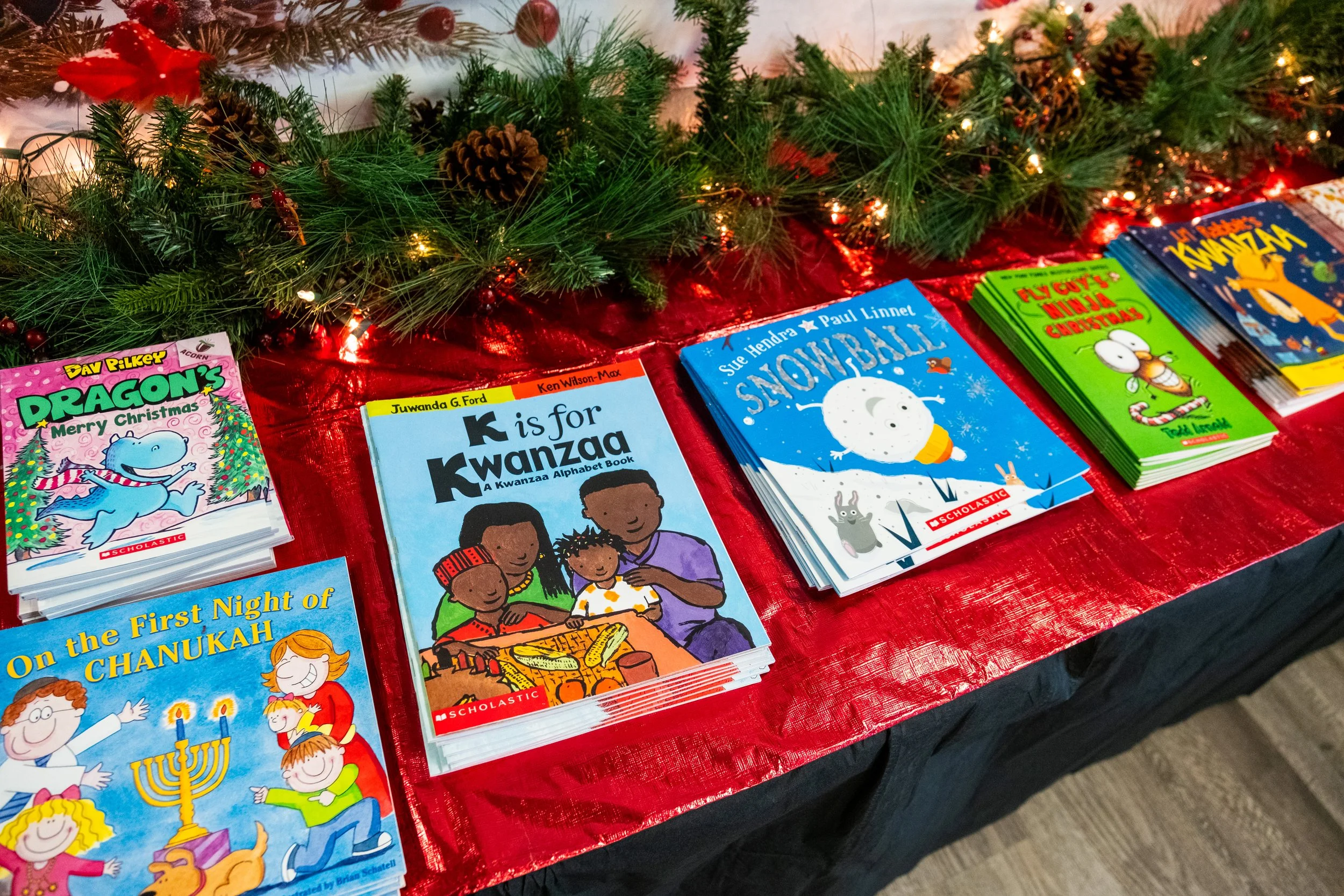 SEA santa 2025-001.jpg