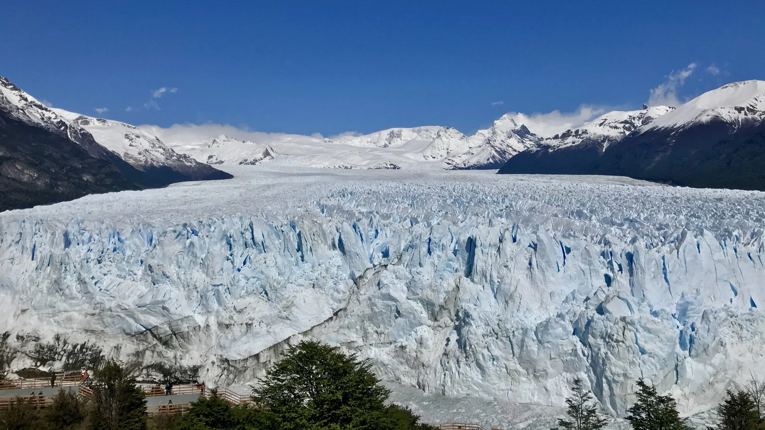 Why Small Tasks Can Feel Impossible When You’re Overwhelmed