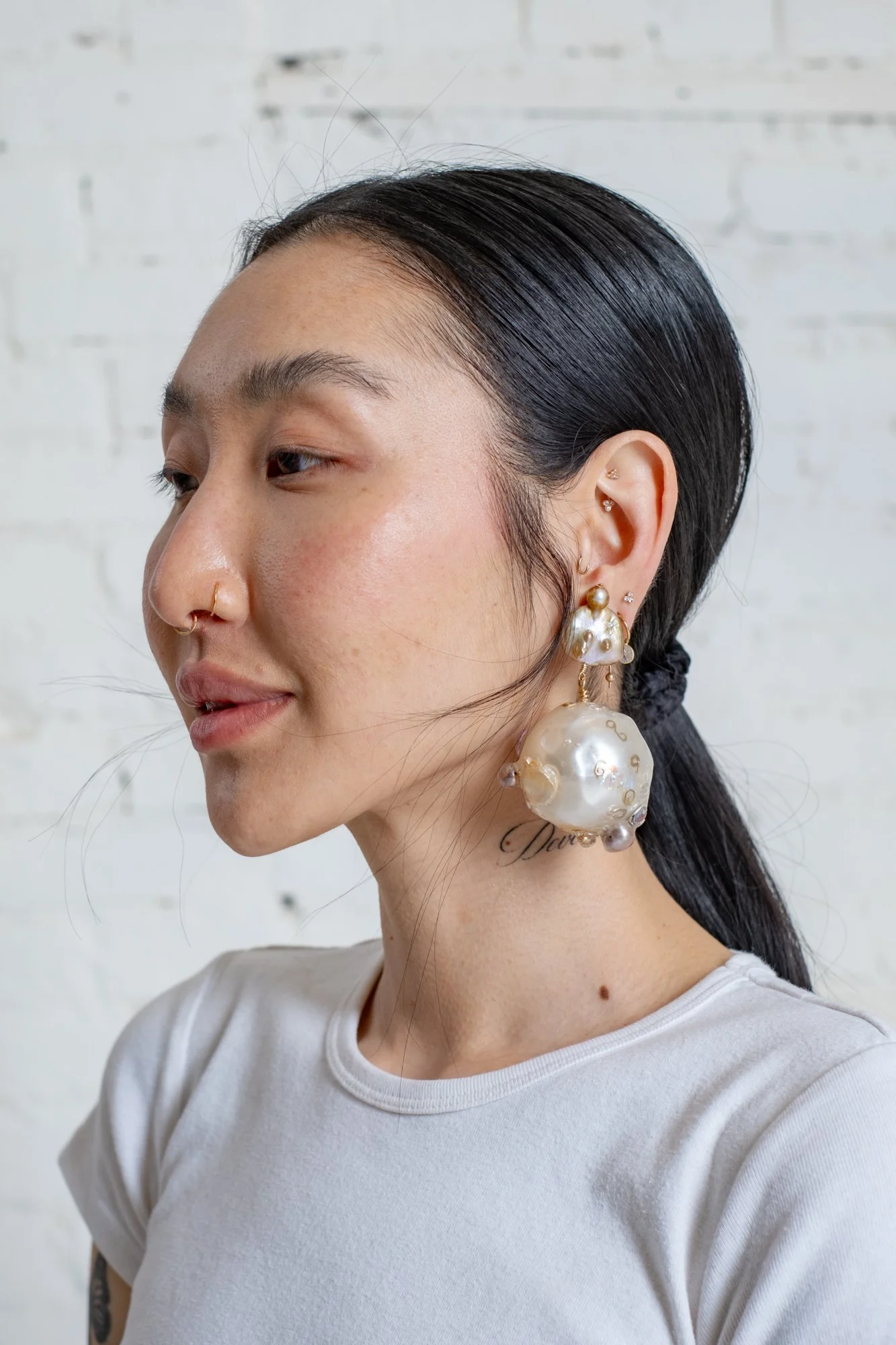 SELAER_FW24_ISSHI_DROWNINGPEARLEARRINGS_WIDE.jpg