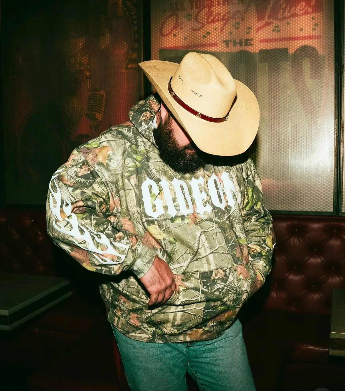 Screen printing done on @cottoncollective___ hoodies for @gideonal 

✶ 

✶ 

✶ 

#gideon #merch #bandmerch #camo #screenprint