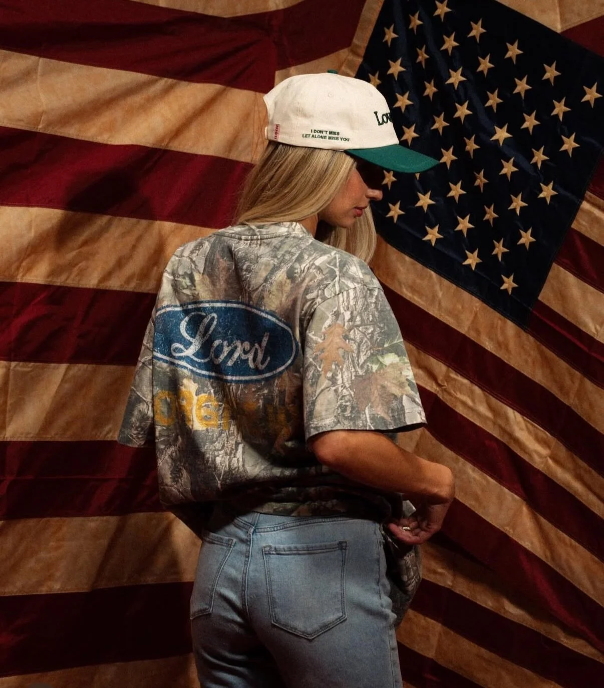 Tees &amp; hoodies printed for @aug11co 

✶ 

✶ 

✶ 

#aug11 #screenprint #merch