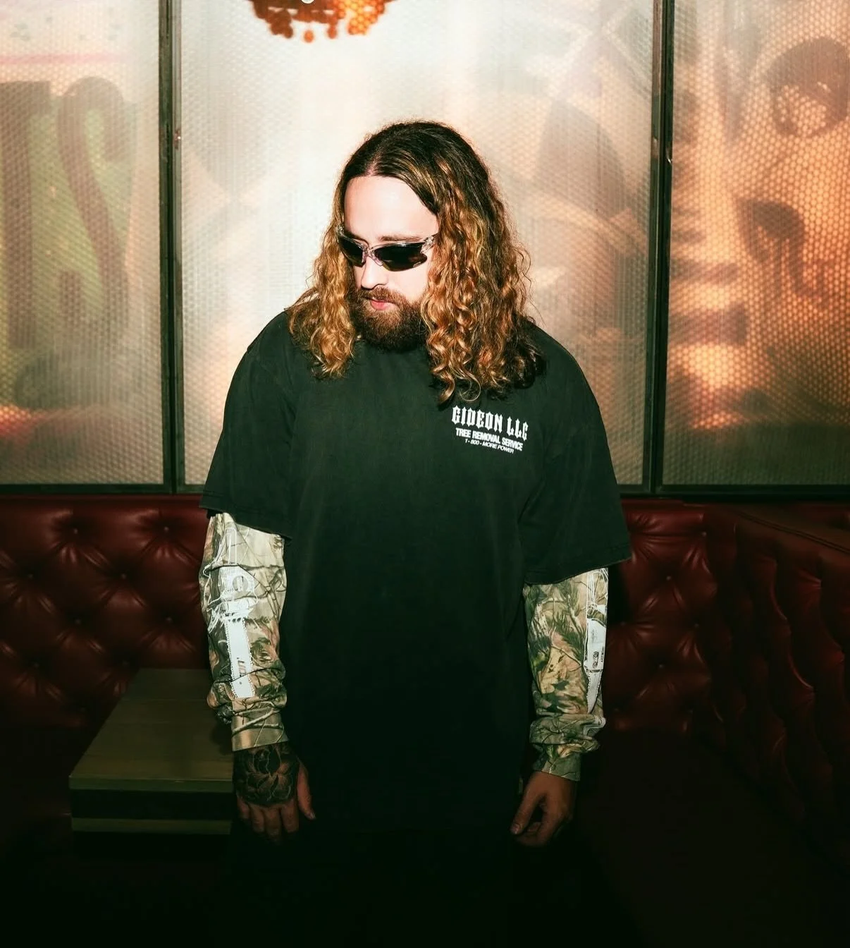 Screen printing for @gideonal done on blanks from @cottoncollective___ 🫡 

✶ 

✶ 

✶ 

#gideon #screenprint #merch #bandmerch #camo