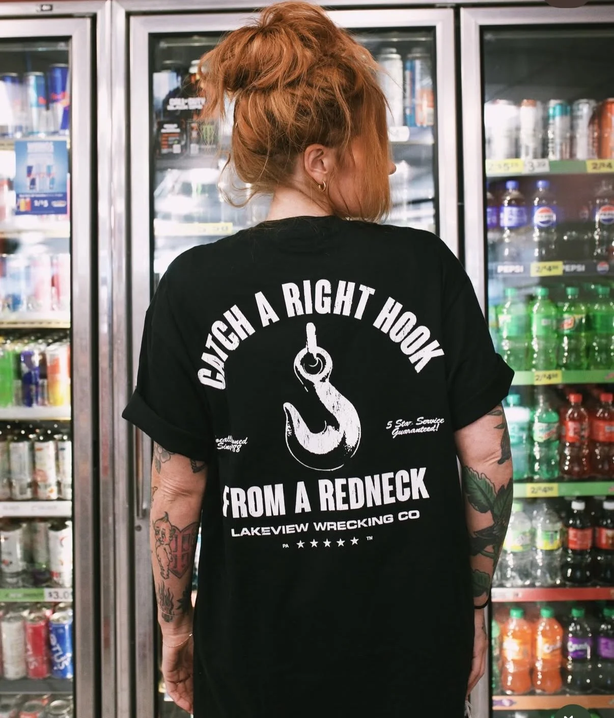 Screenprint done for @lakeview 🤠 

✶ 

✶ 

✶ 

#lakeview #merch #bandmerch #screenprint