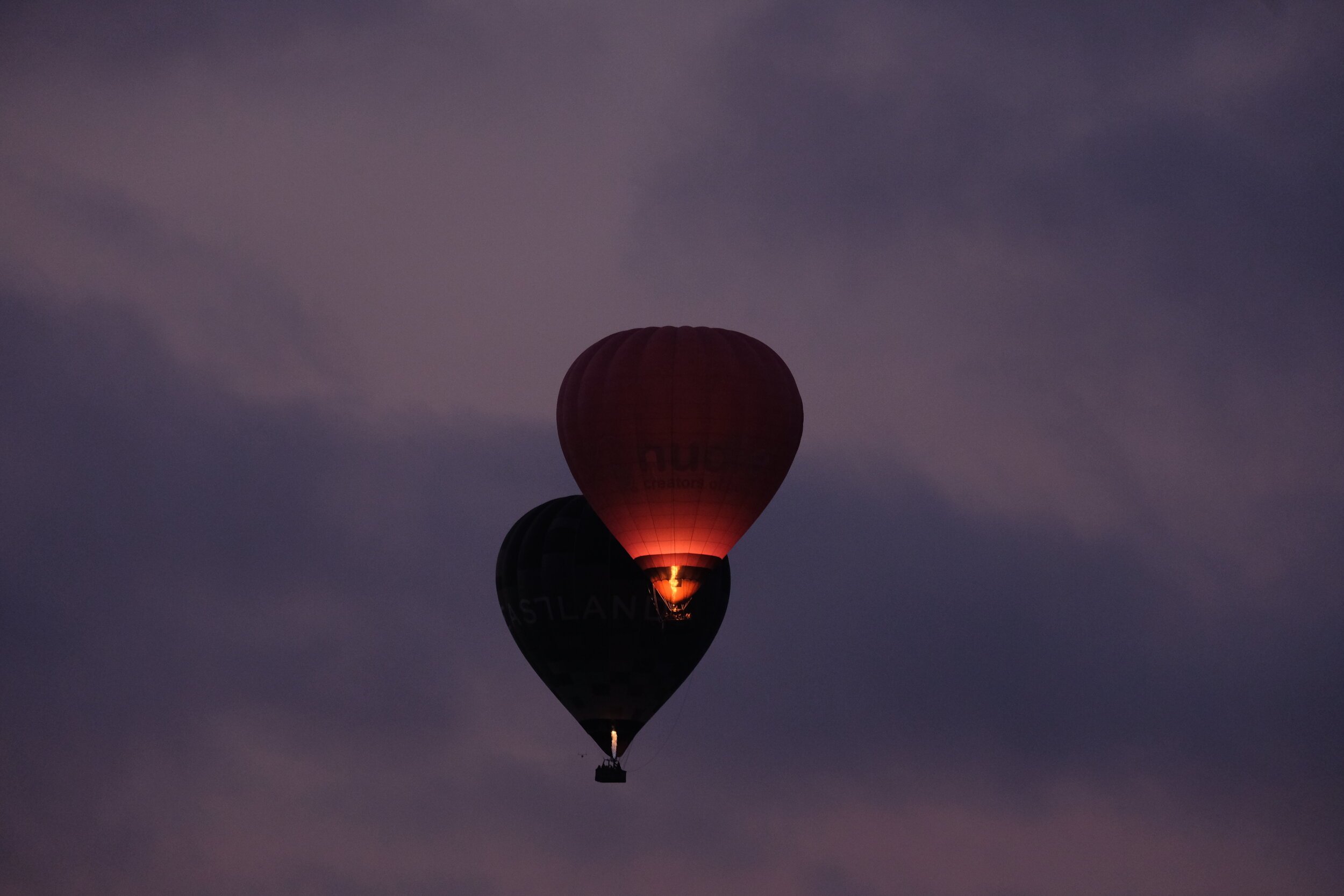 Balloons at dawn, Melbourne