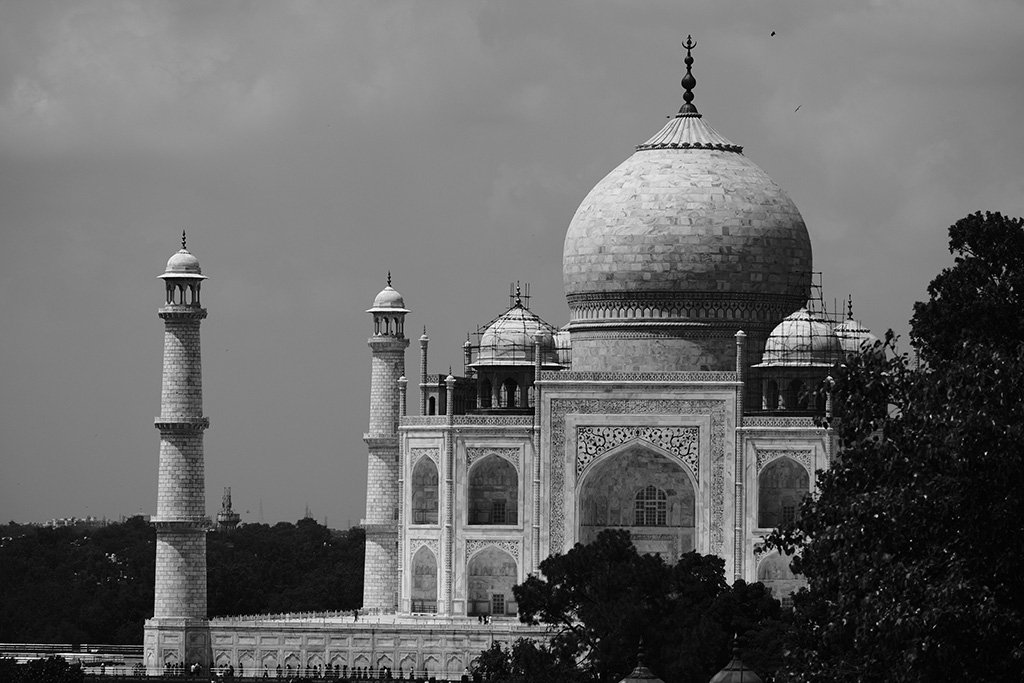 Taj Mahal from Hotel Saniya