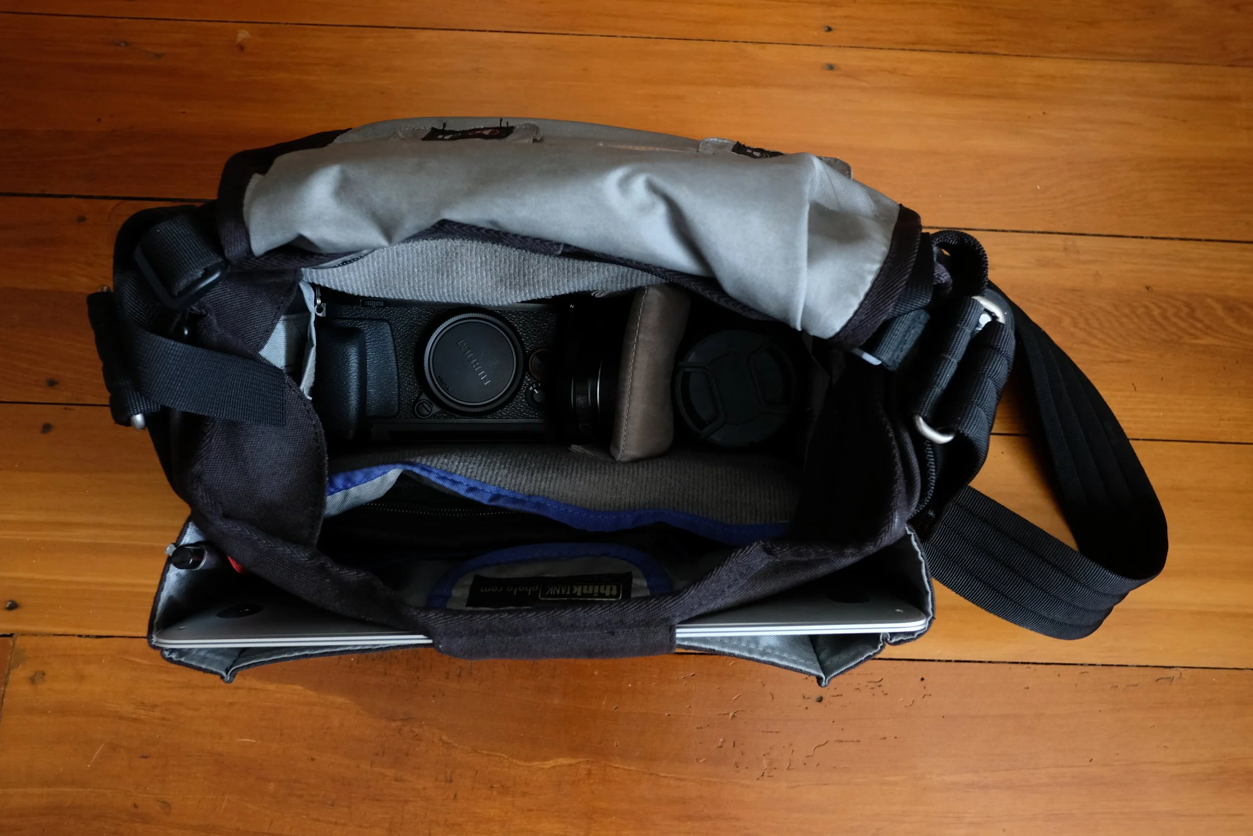 Bag in MacBook Mode