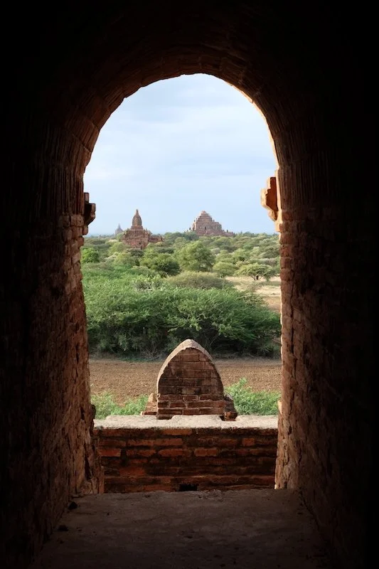 Inside looking out, Unnamed Pagoda