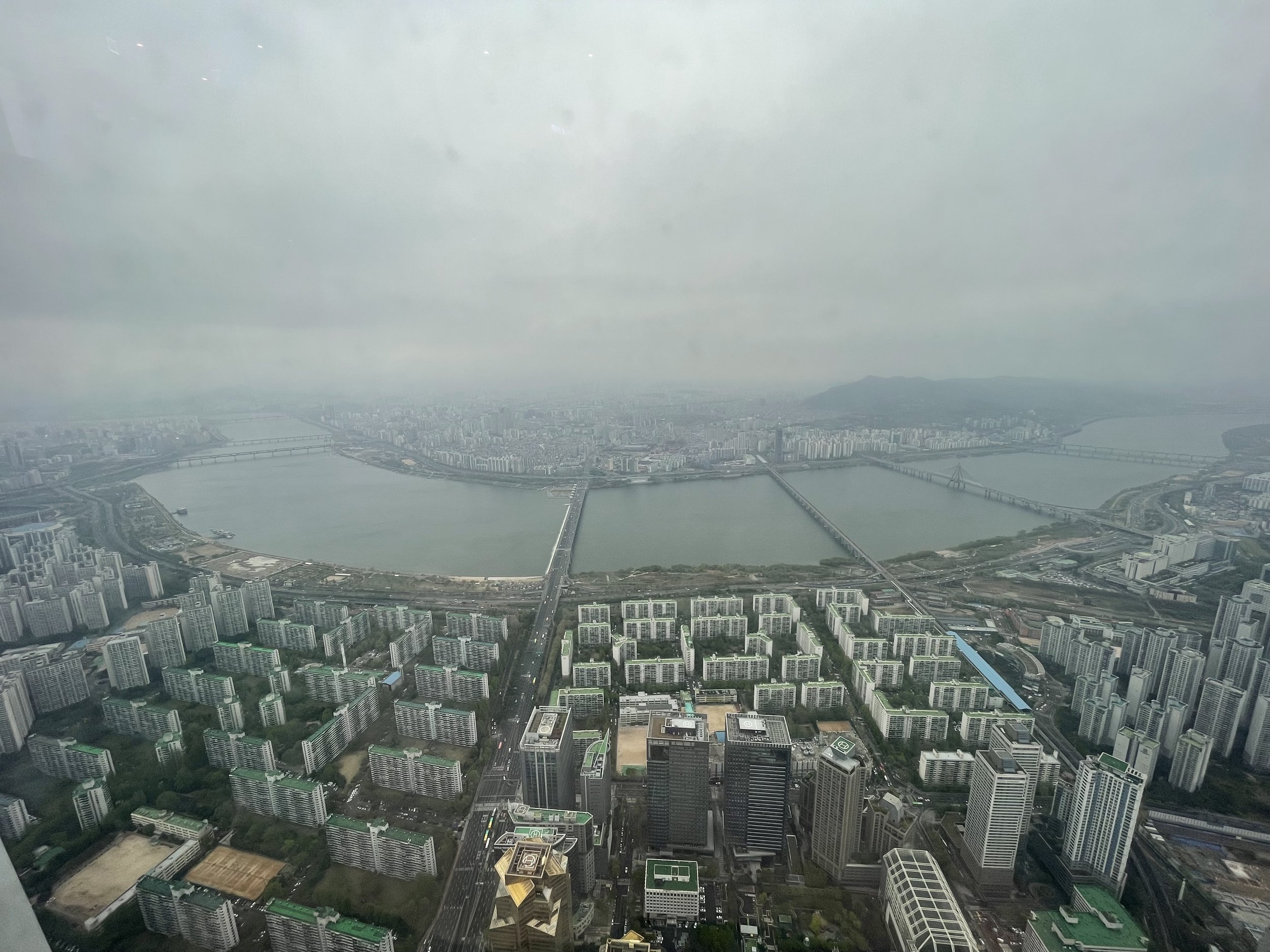View looking north from Lotte World Tower