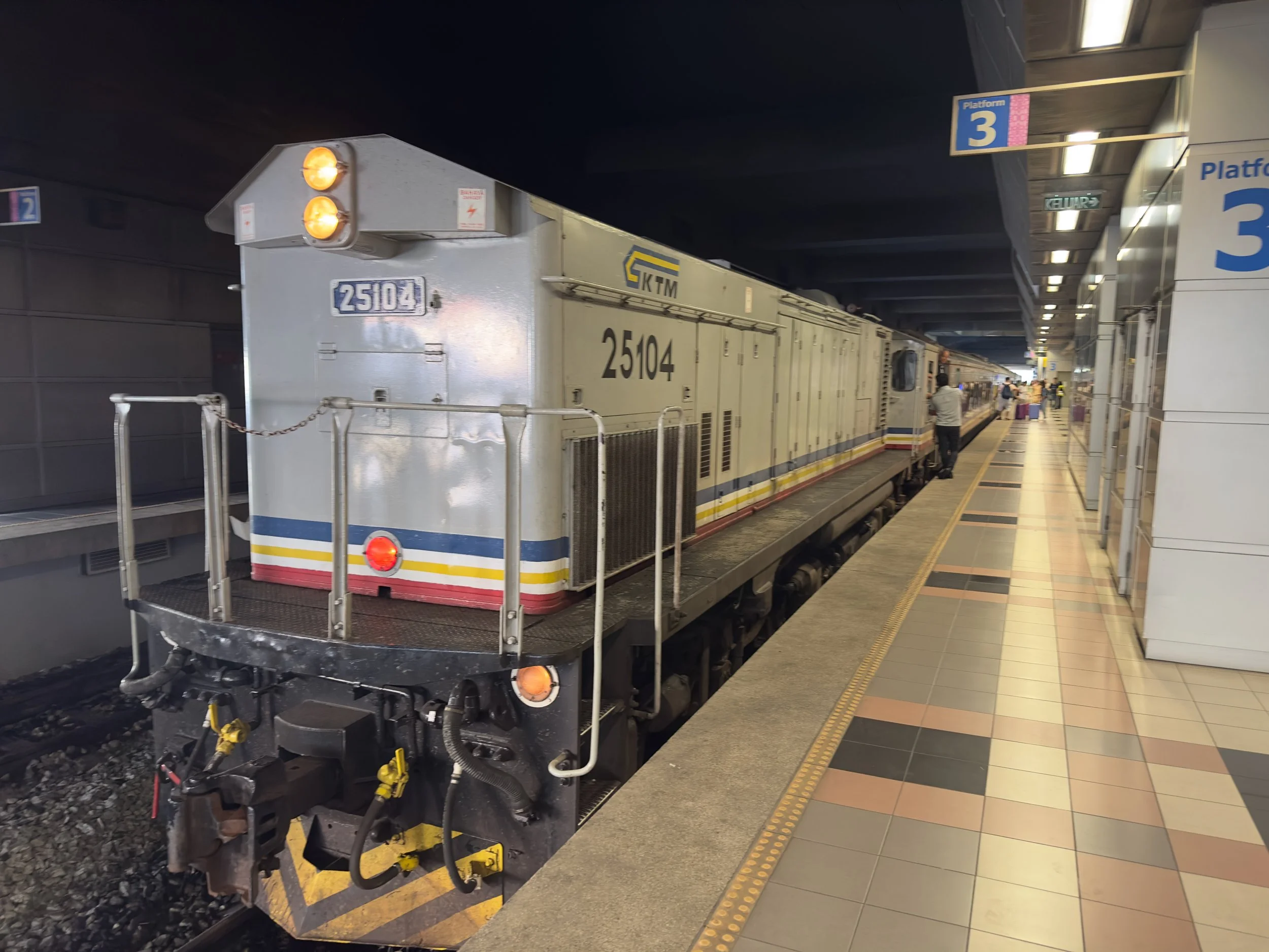 Diesel Loco hauled train for Gemas