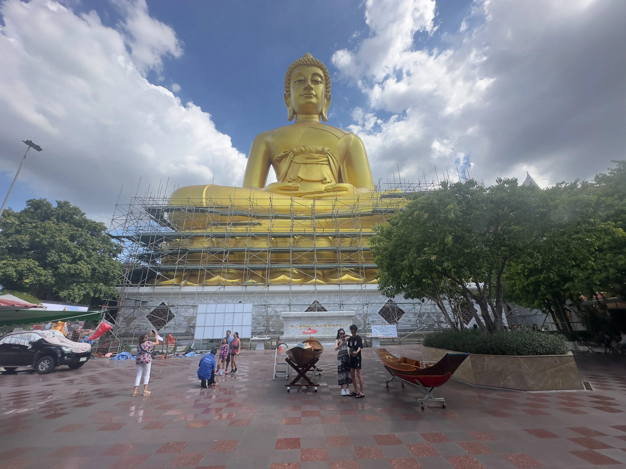 The Big Buddha, Wat Paknam Bhasicharoen