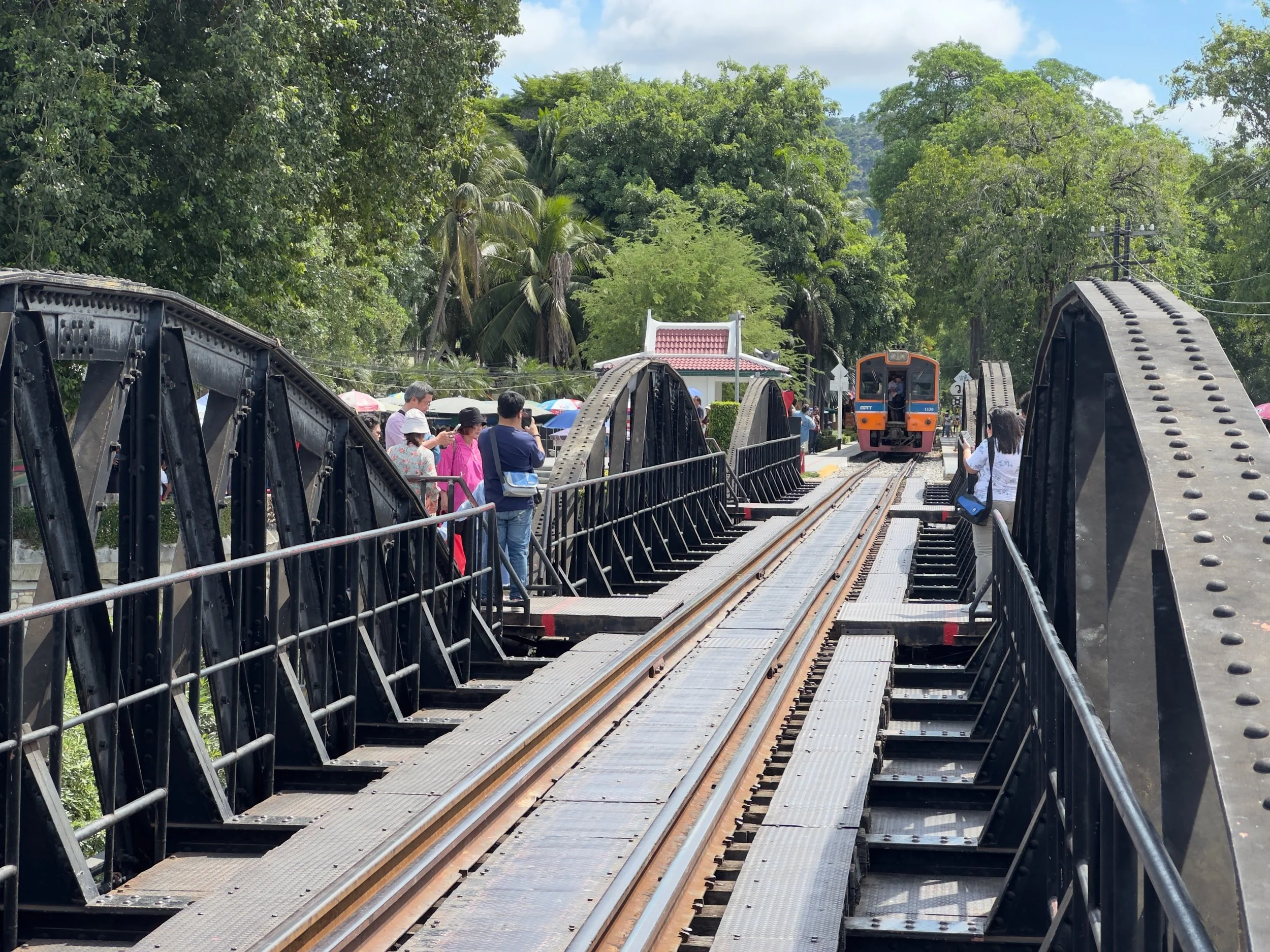 Waiting for the train, Bridge over the River Kwai
