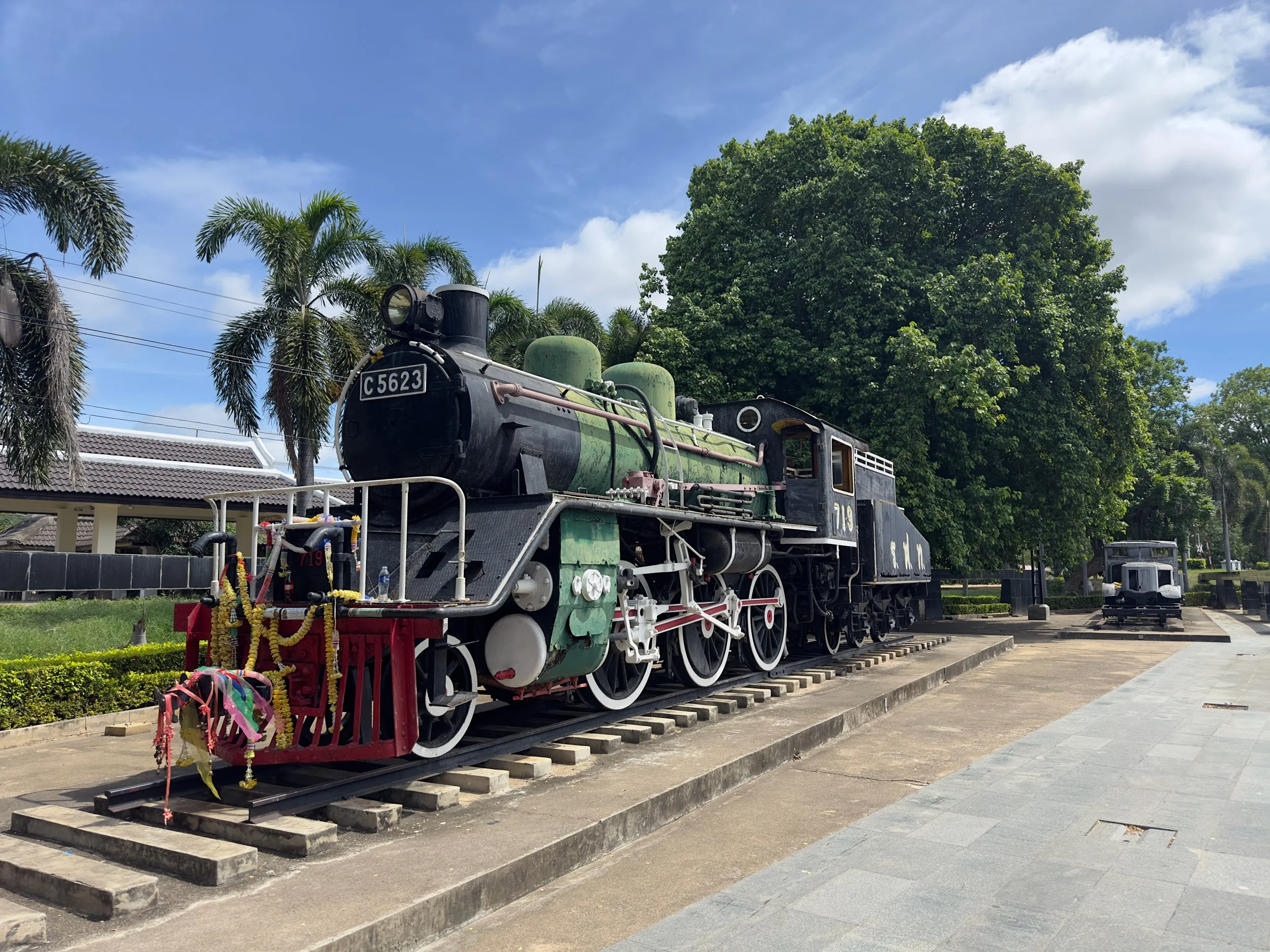 Old Loco, New Zealand Alley