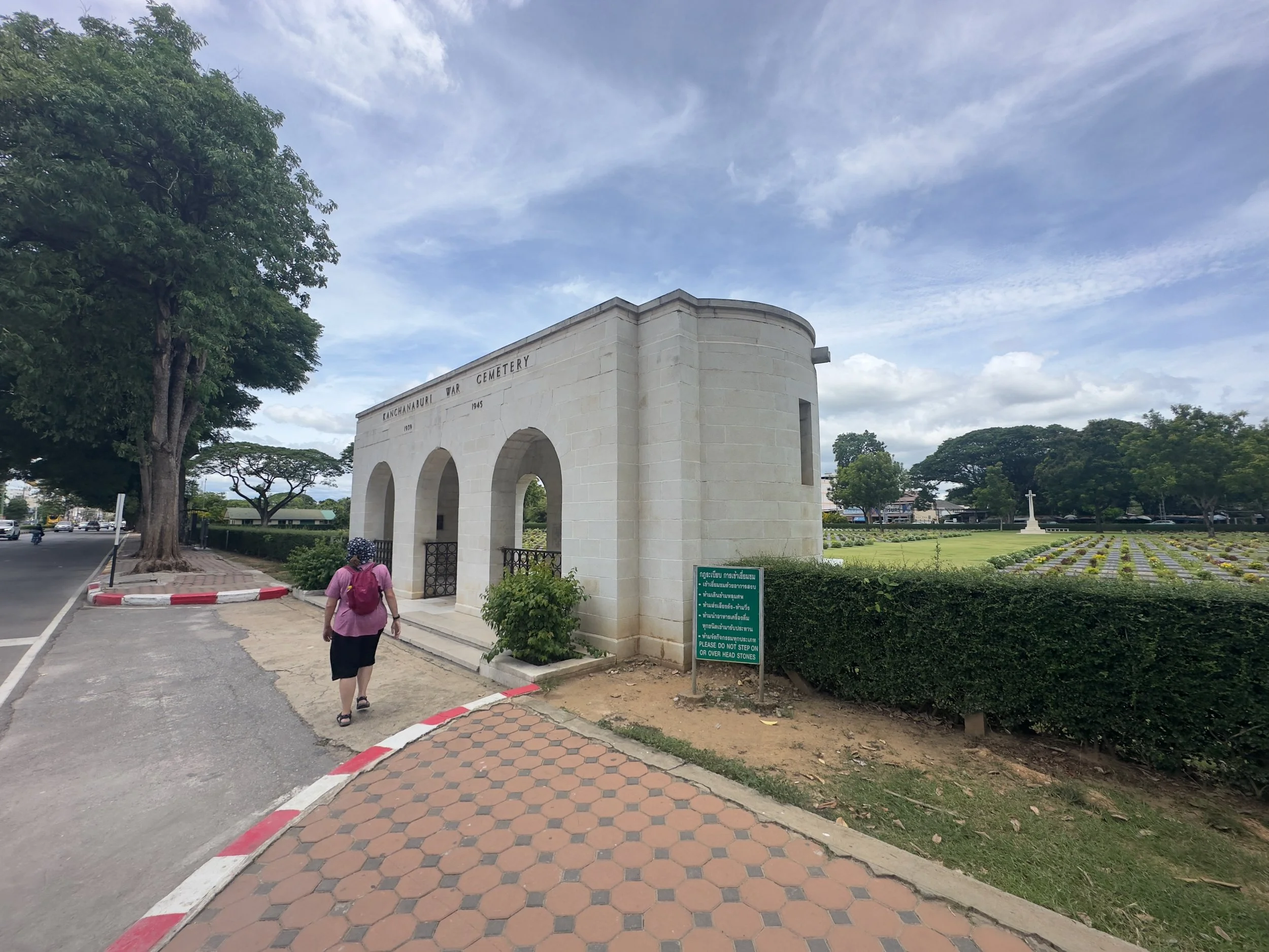Kanchanaburi War Cemetery