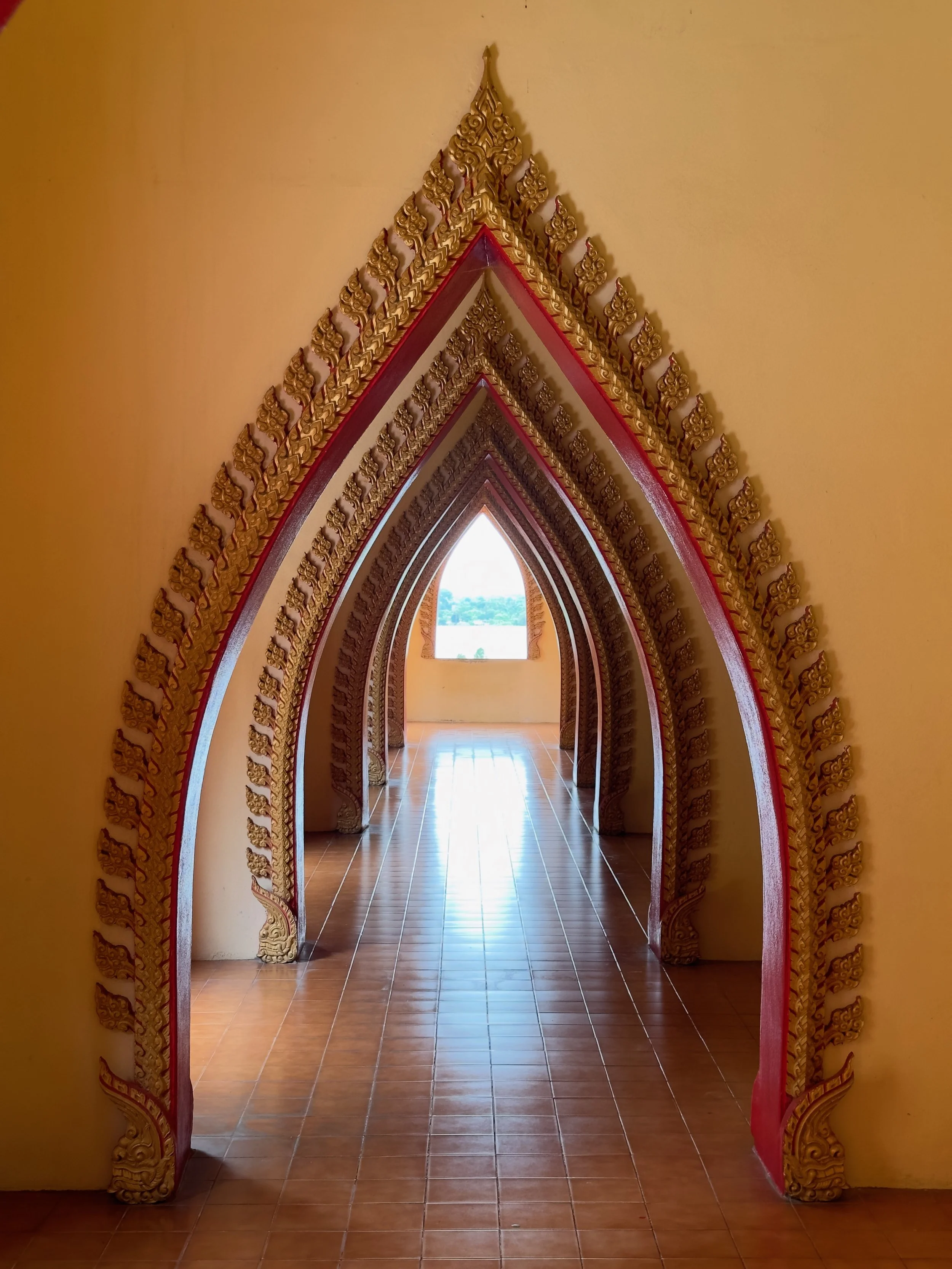 A hall of doorways at the base of the Beehive Style Pagoda