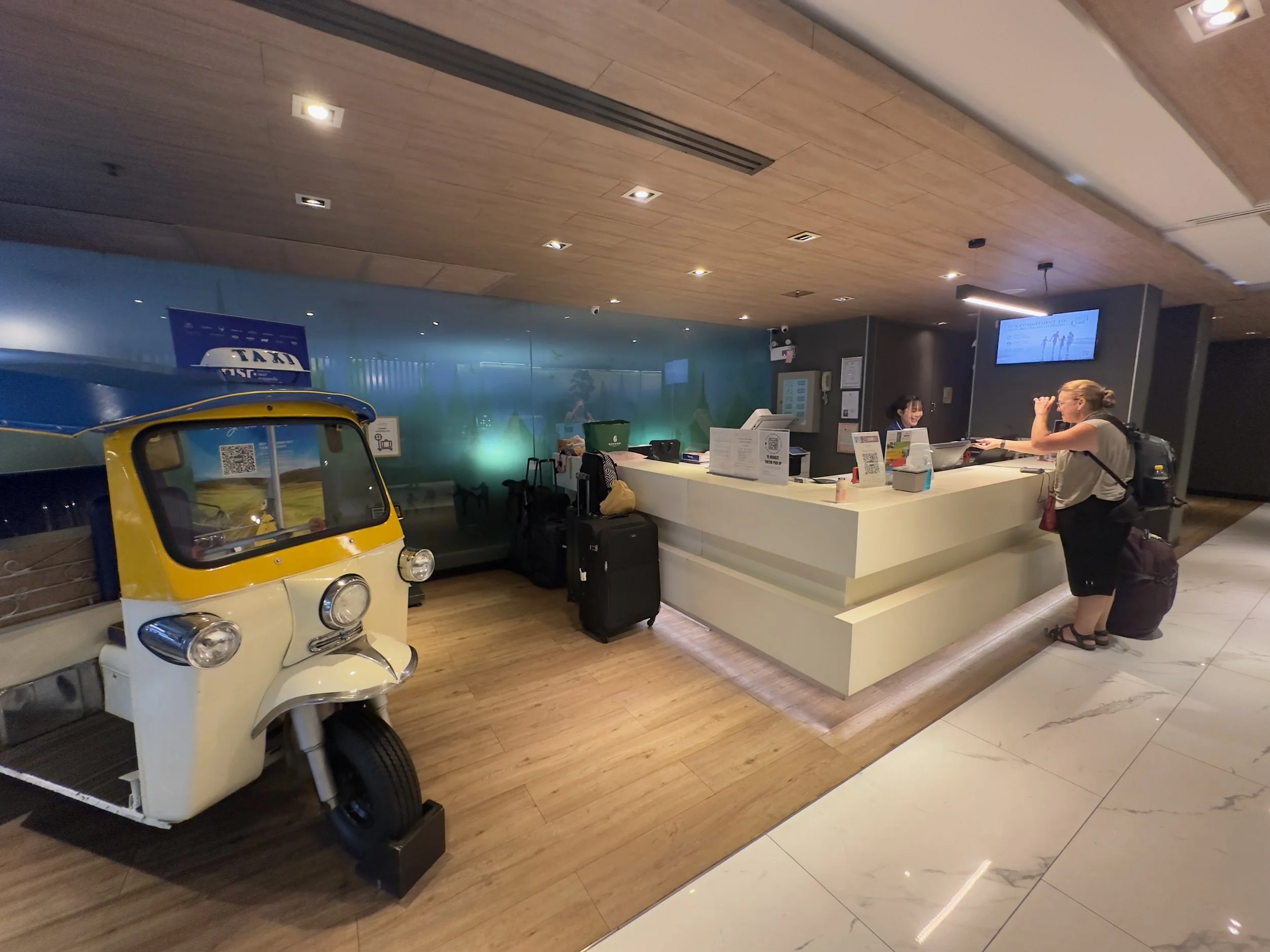 Checking in, Citadines Sukhumvit 11 hotel