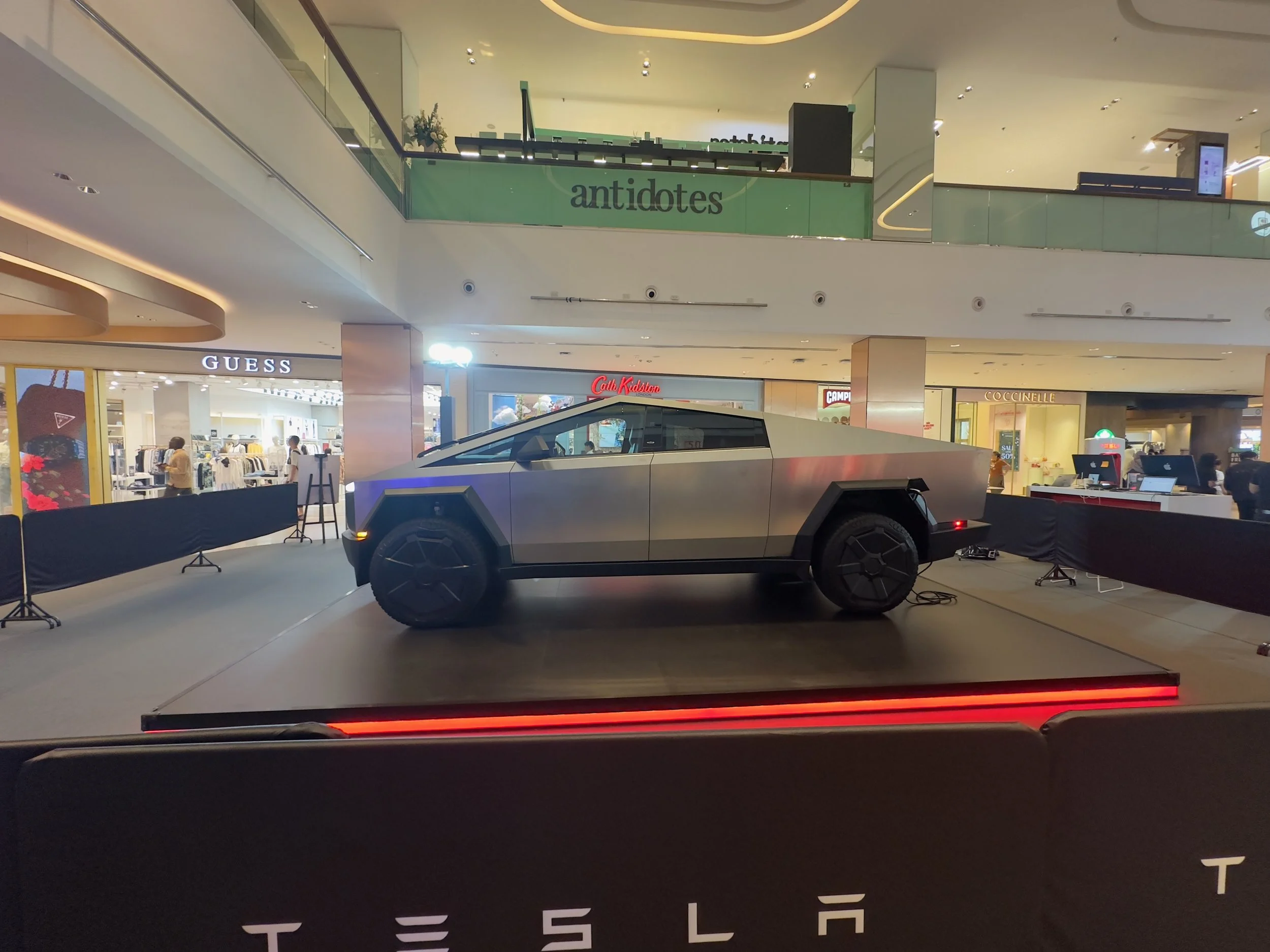 Cybertruck on display, Centralworld Mall