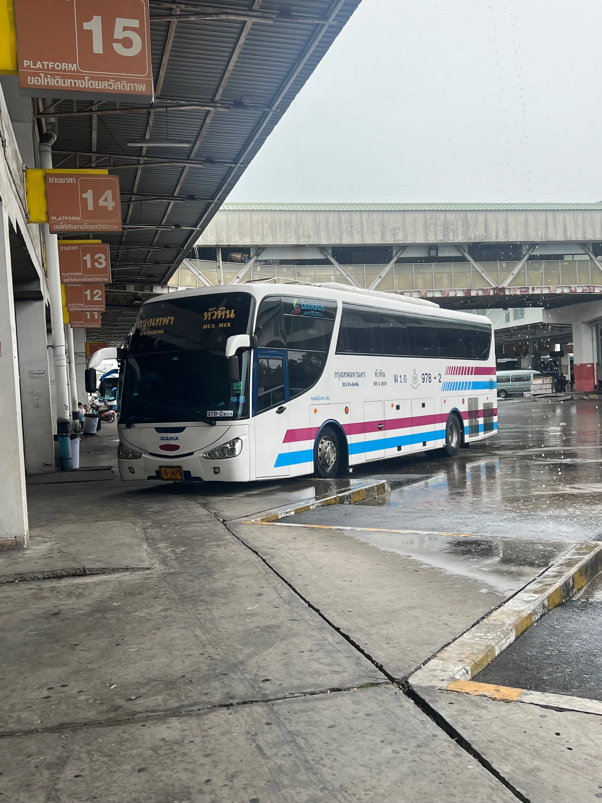 The Sonbat bus to Hua Hin