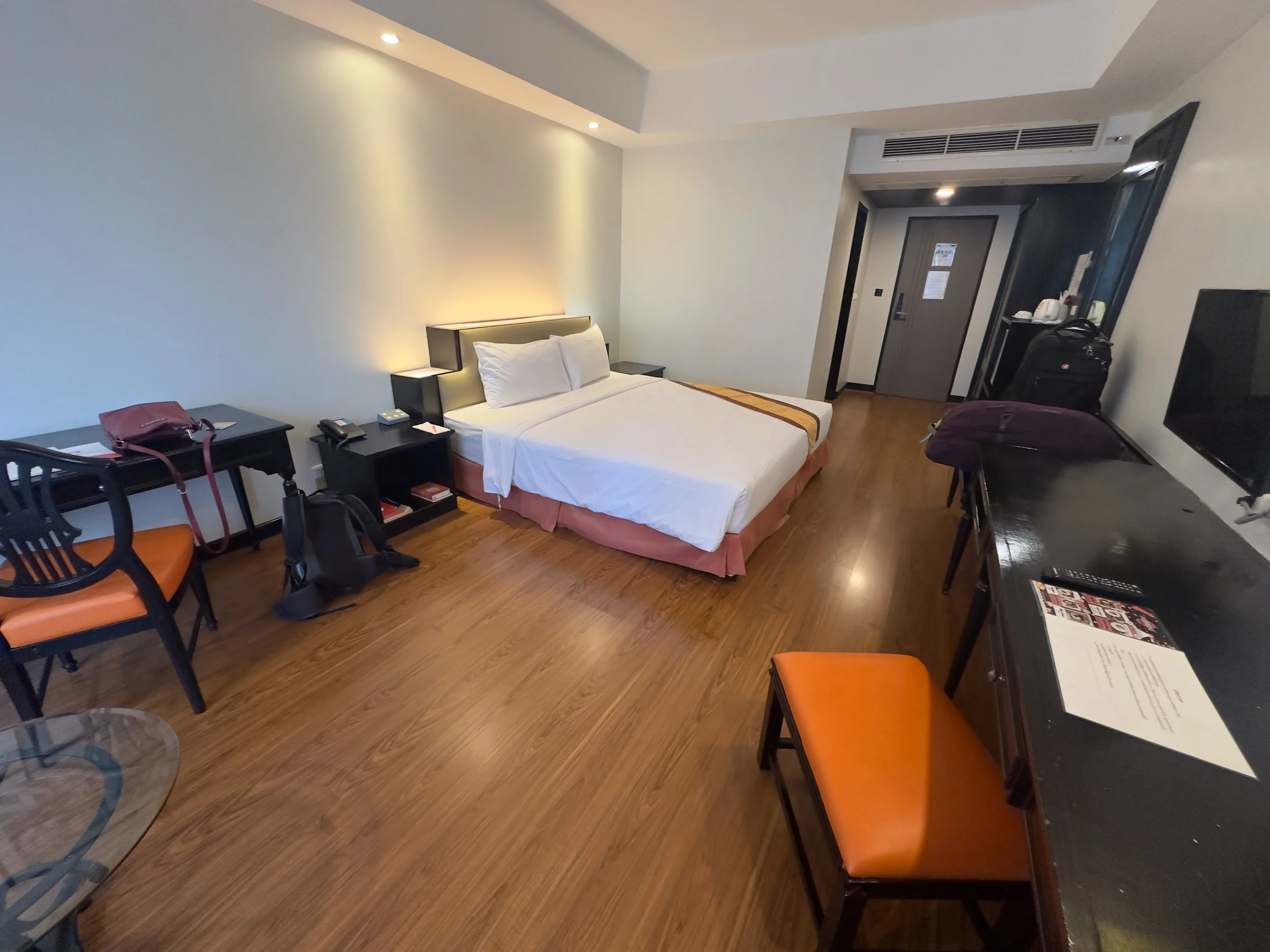 Room 1501, Tai Pan Hotel