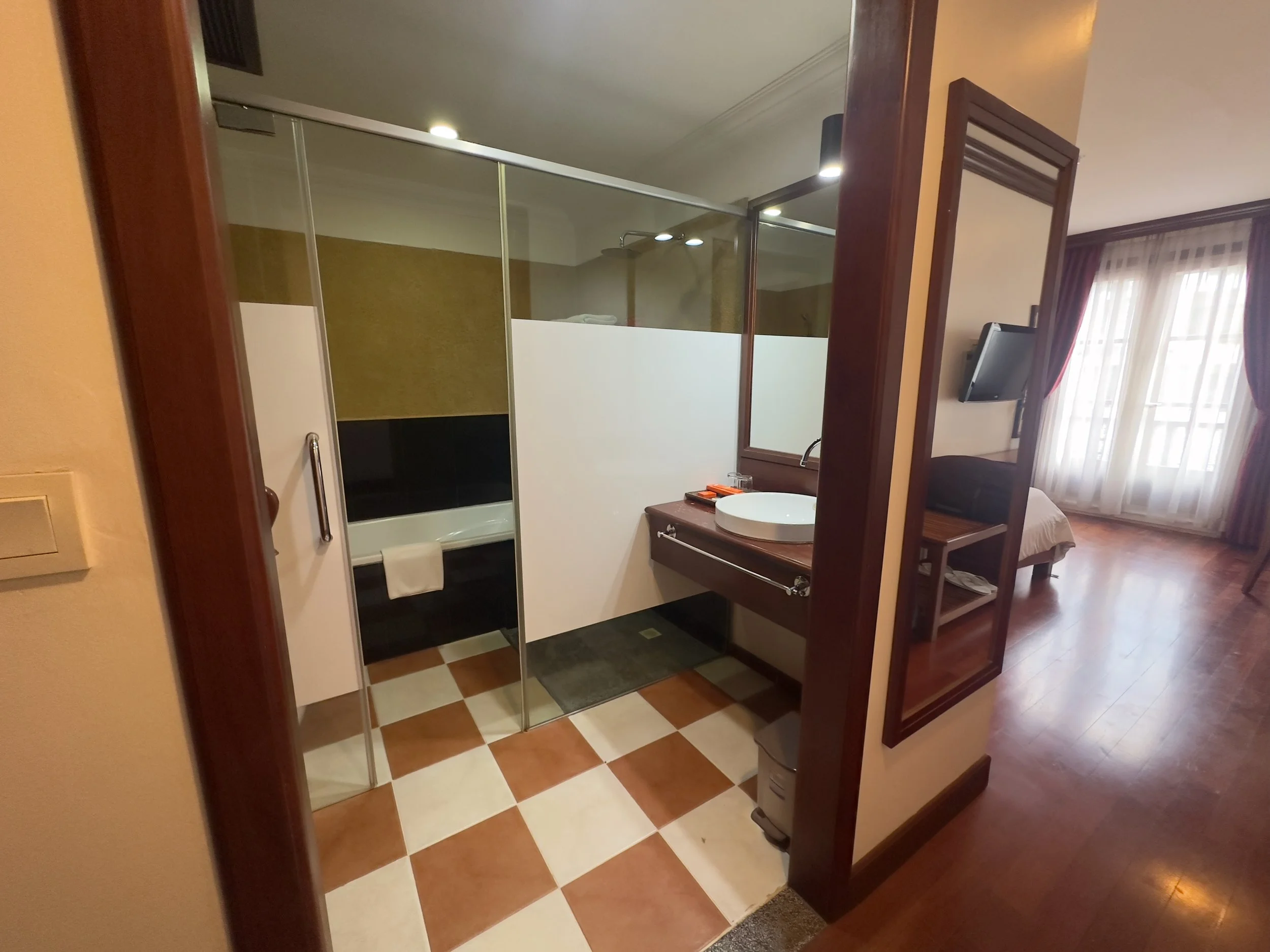 Room 325, Royal Crown and Spa, Siem Reap