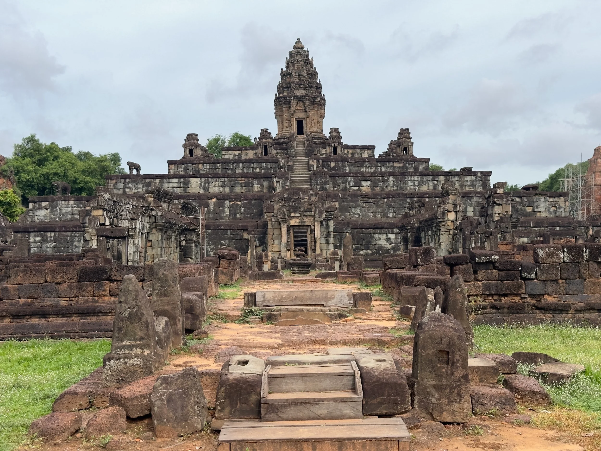 Bakong Temple