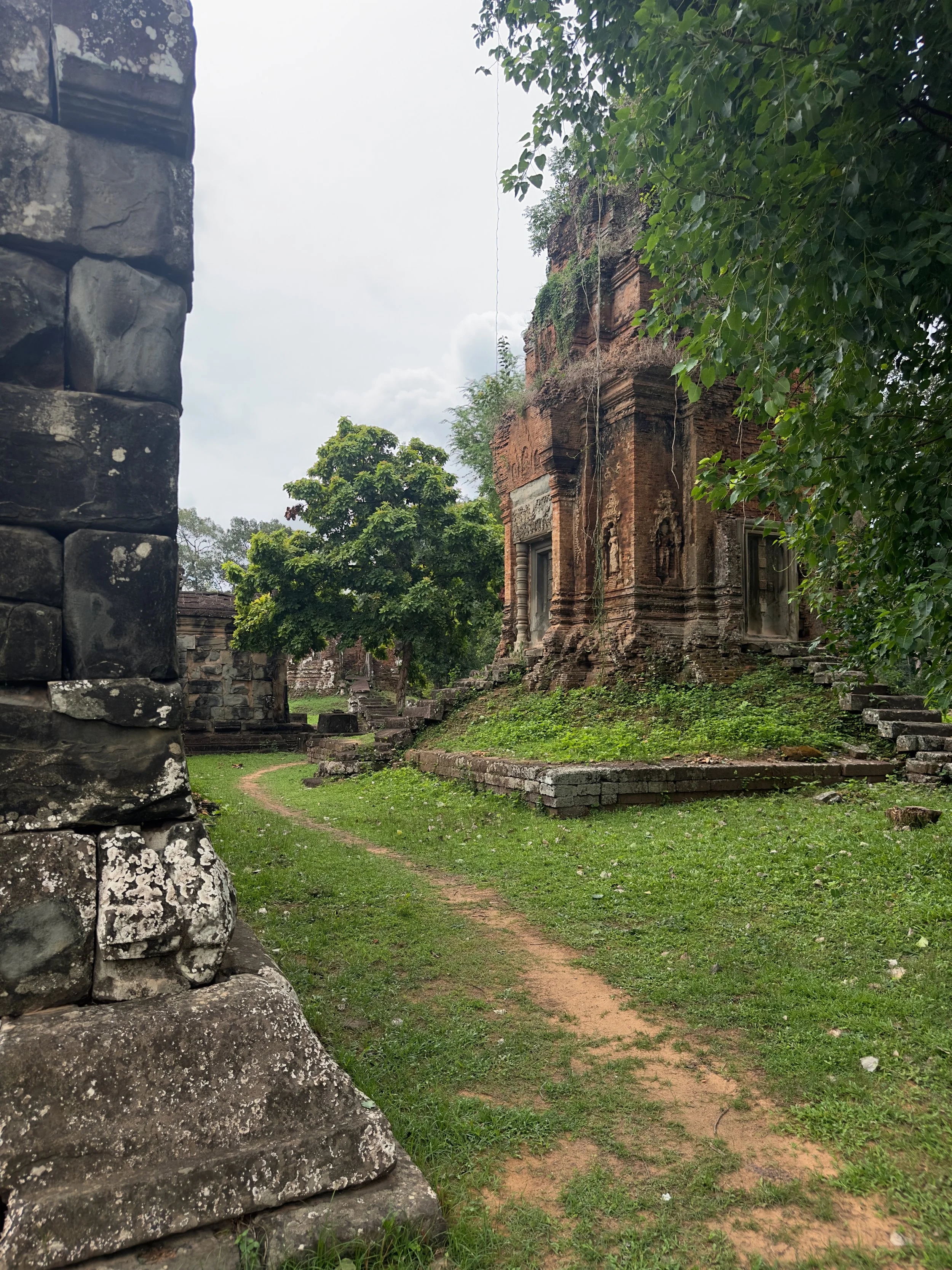 Outbuilding, Bakong Temple