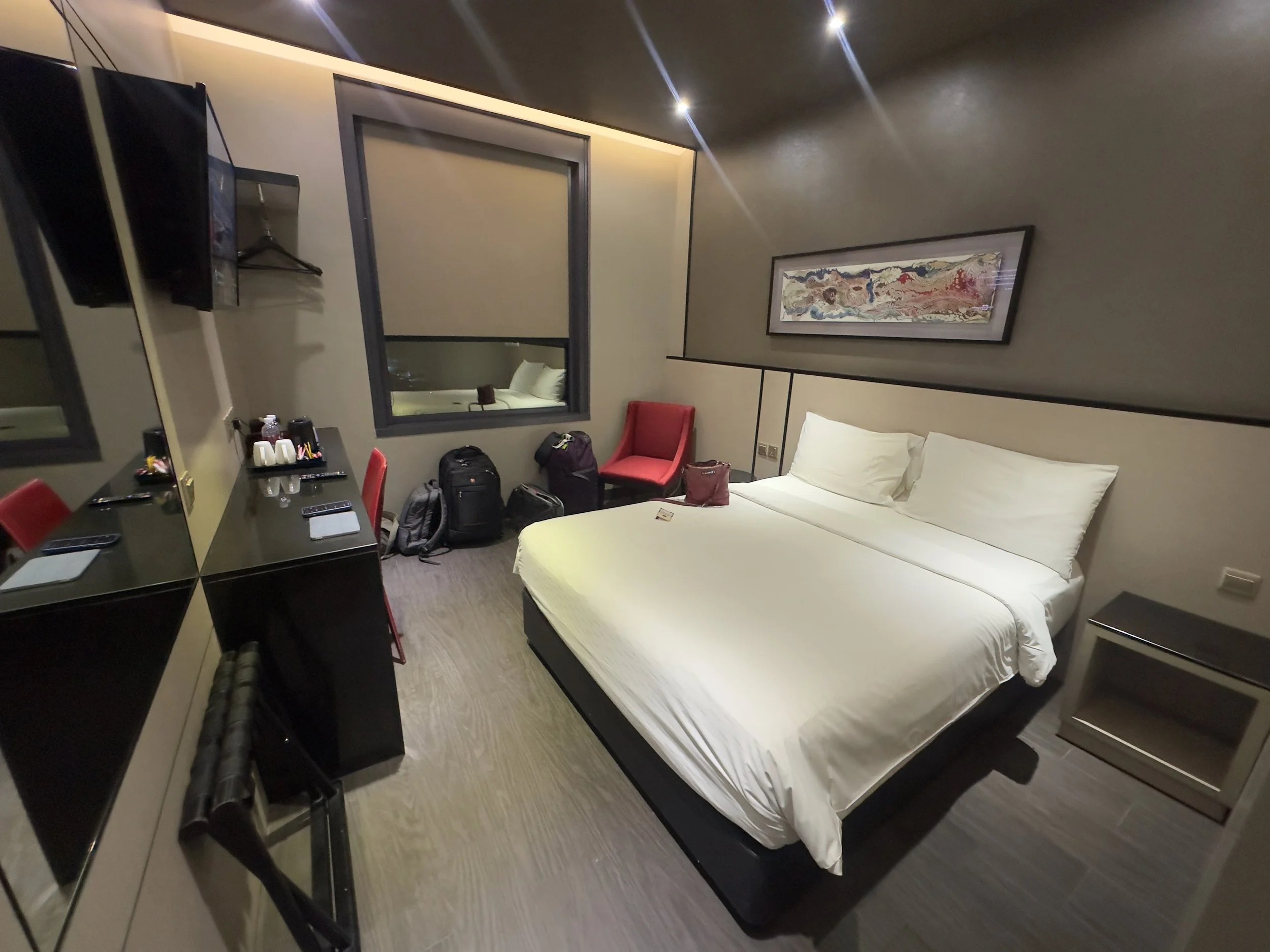 Room 5-99, Boss Hotel